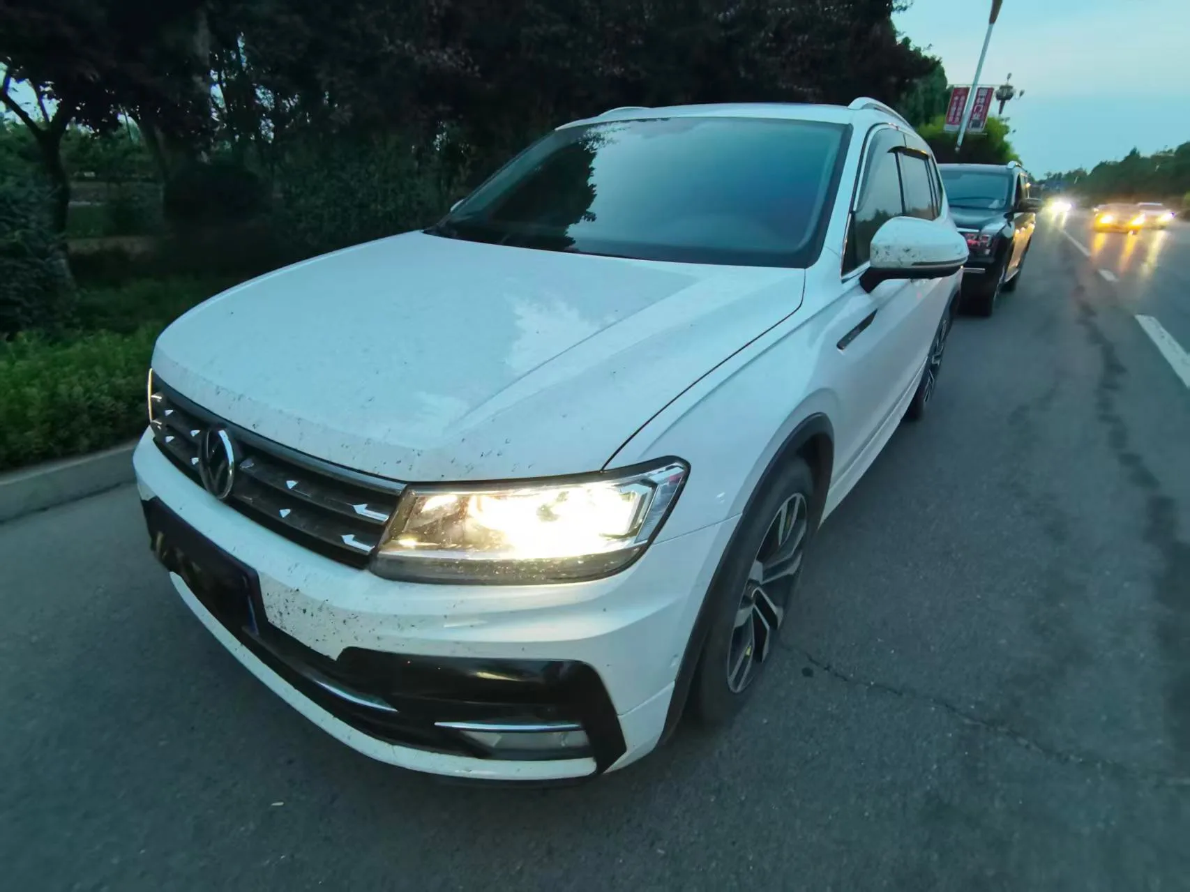 Tiguan L 2021 330TSI Automatic 2WD R-Line Premium Edition