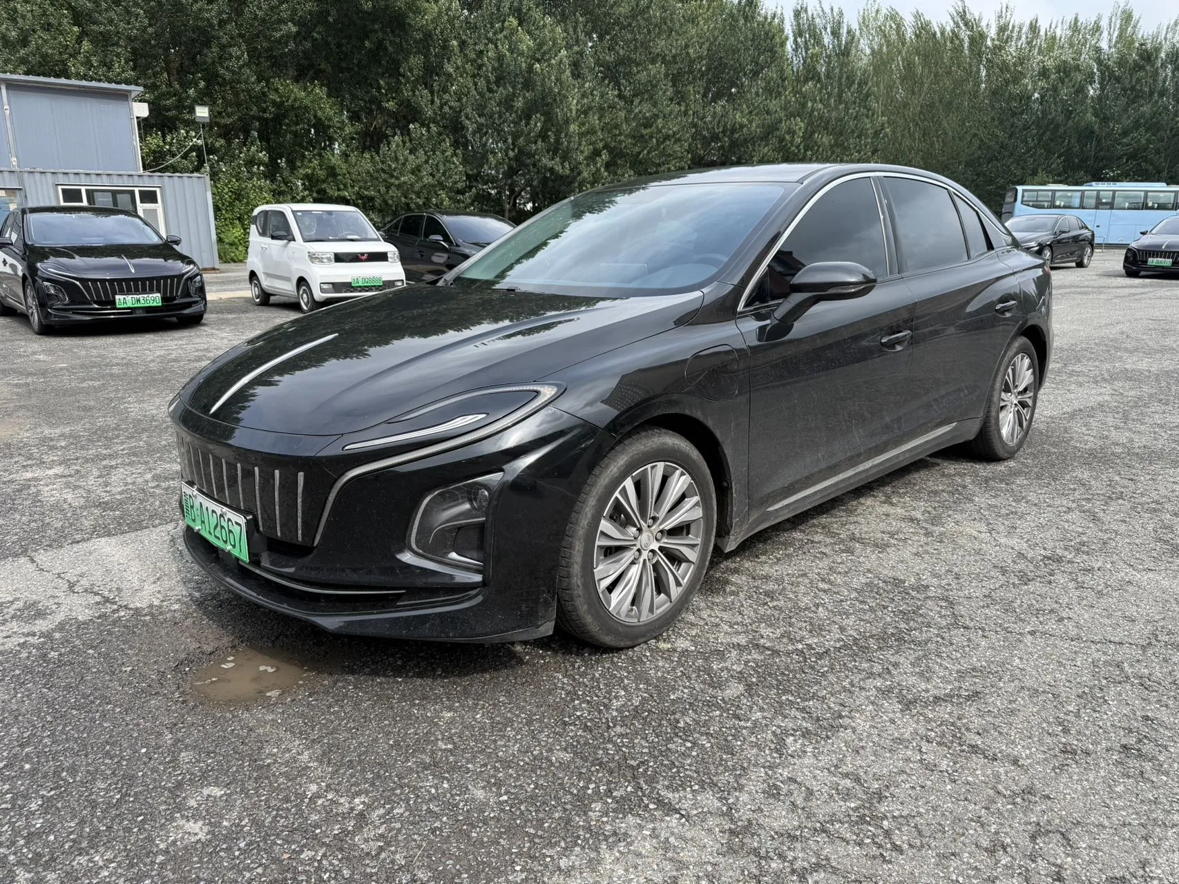 Hongqi E-QM5 2023 PLUS