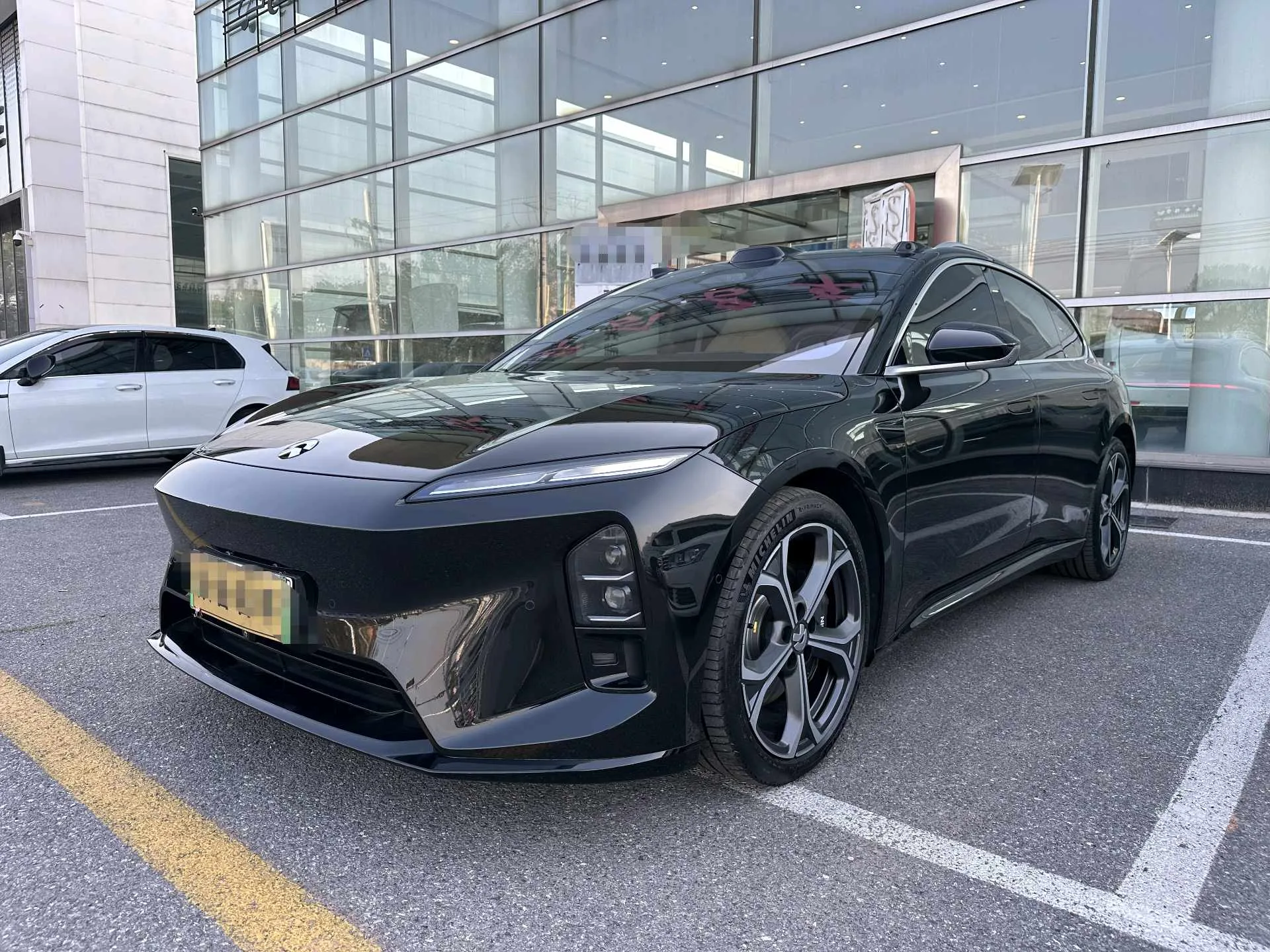 NIO 2025 ET5T 75kWh Touring Automatic