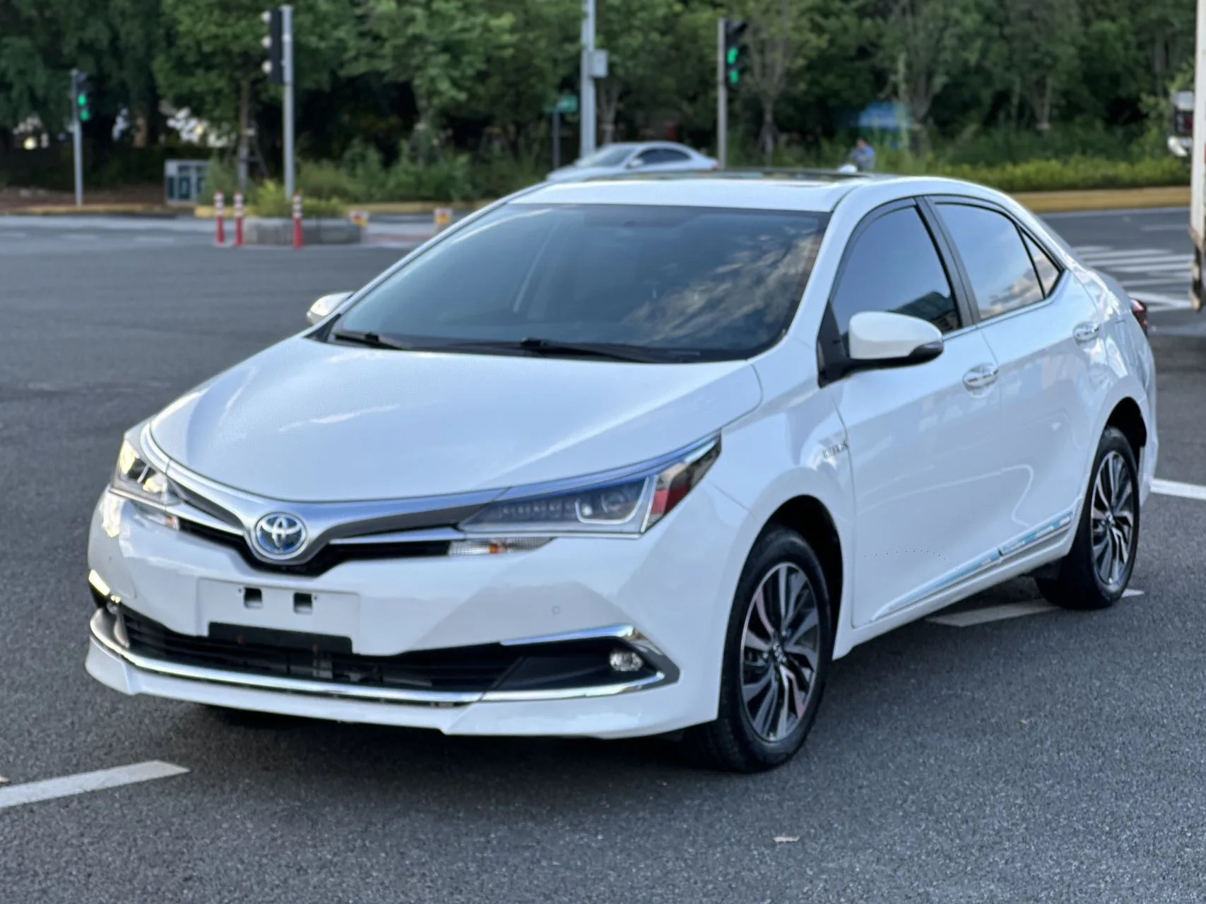2017 Toyota Corolla Hybrid 1.8L E-CVT Elite Edition (Facelift)