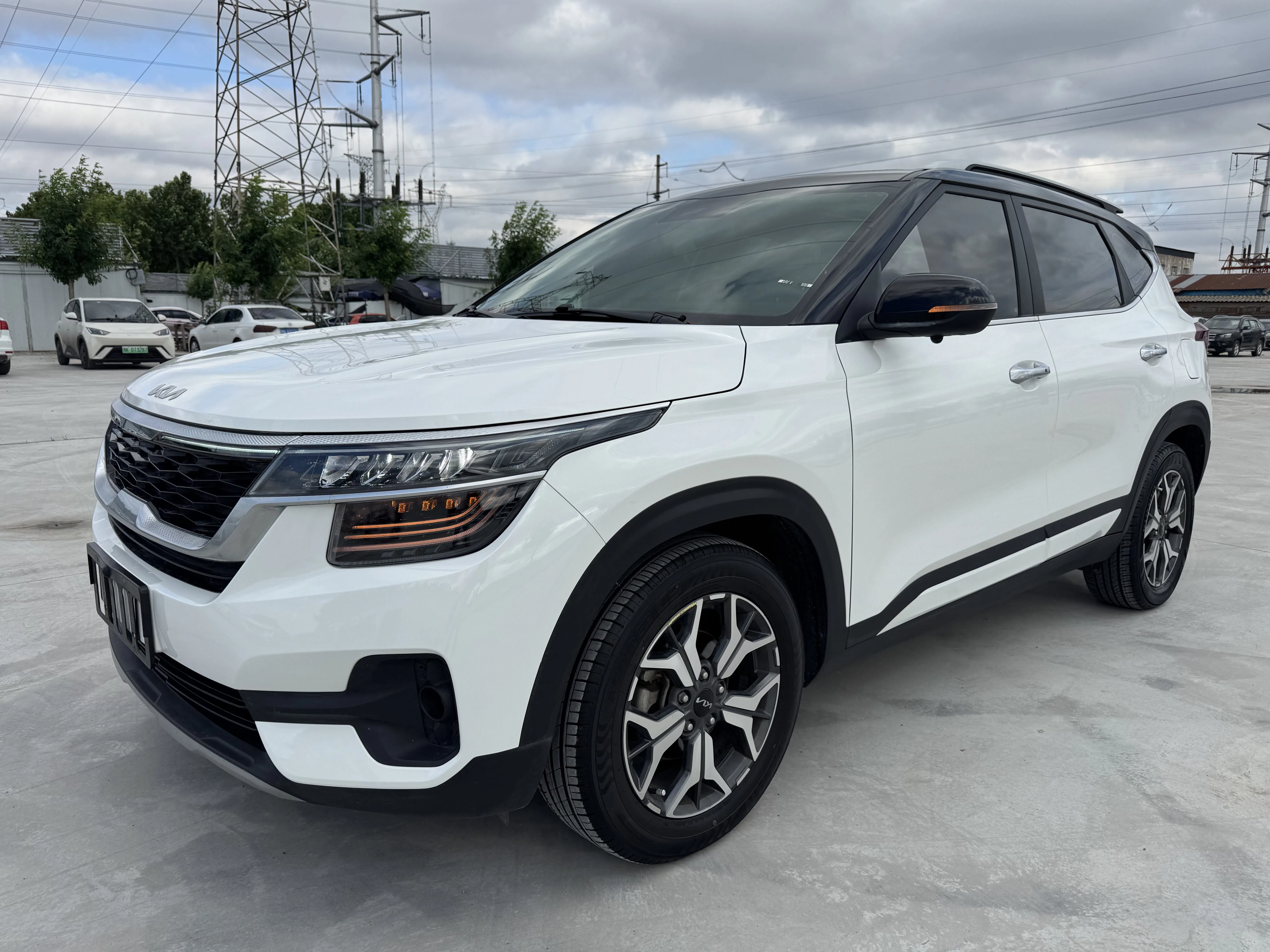 Kia 2021 KX3 (Aopao) 1.5 CVT Trendy Edition Automatic