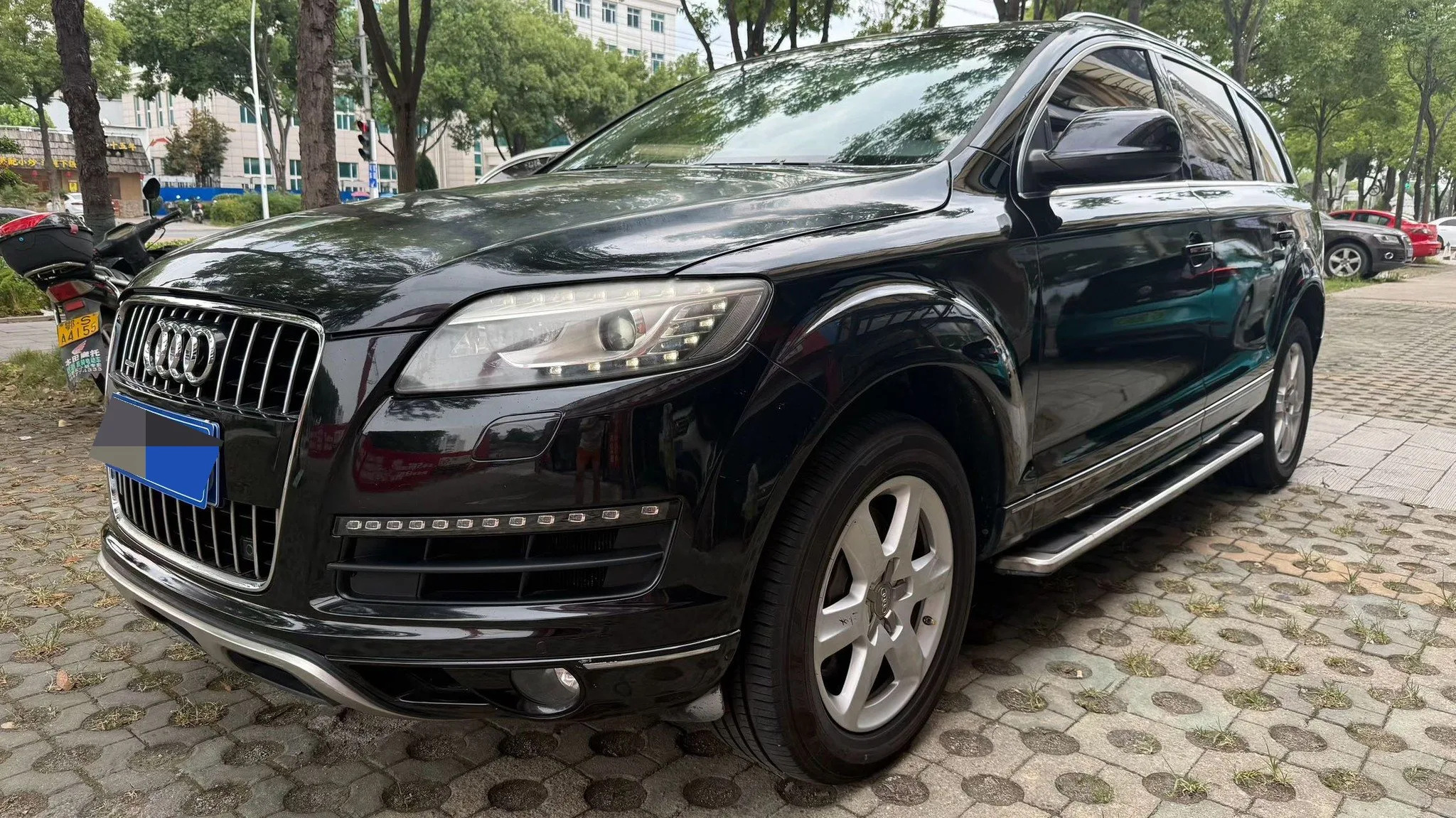 2011 Audi Q7 3.0 TFSI Comfort (200 kW)