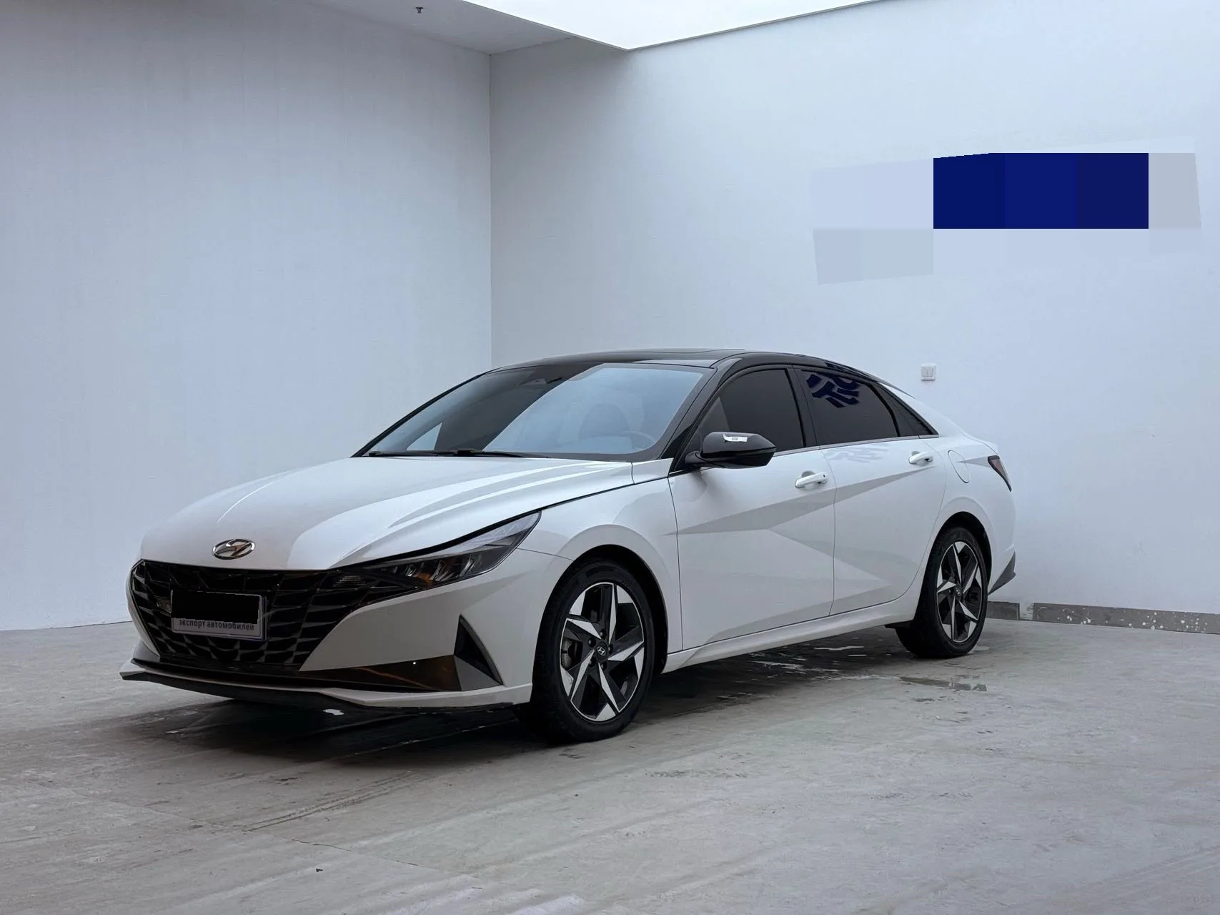 Hyundai Elantra 2021 1.5L CVT LUX Premium Edition