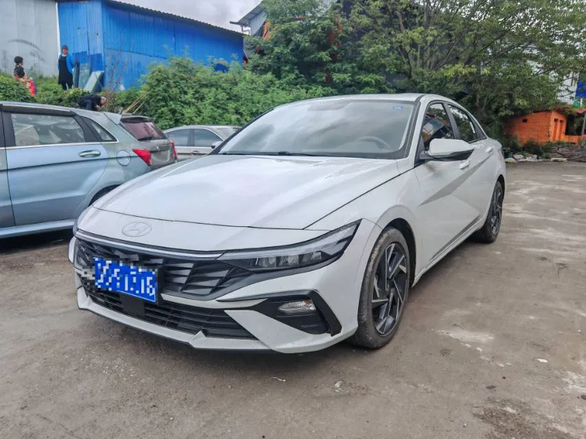 Hyundai Elantra 2023 1.5L CVT GLX Elite Edition