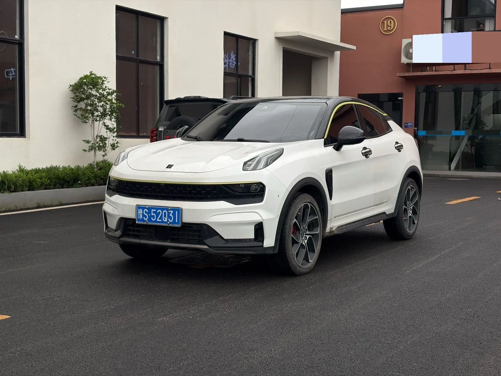 Lynk & Co 05 2022 Model Year 2.0TD FWD Halo