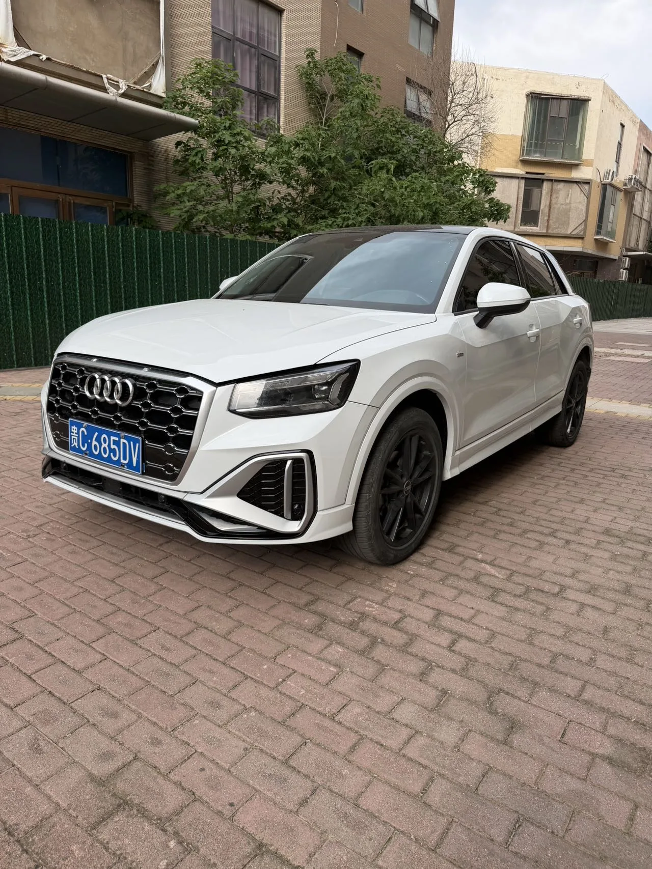 Audi Q2L 2022 35 TFSI Fashion Elegance