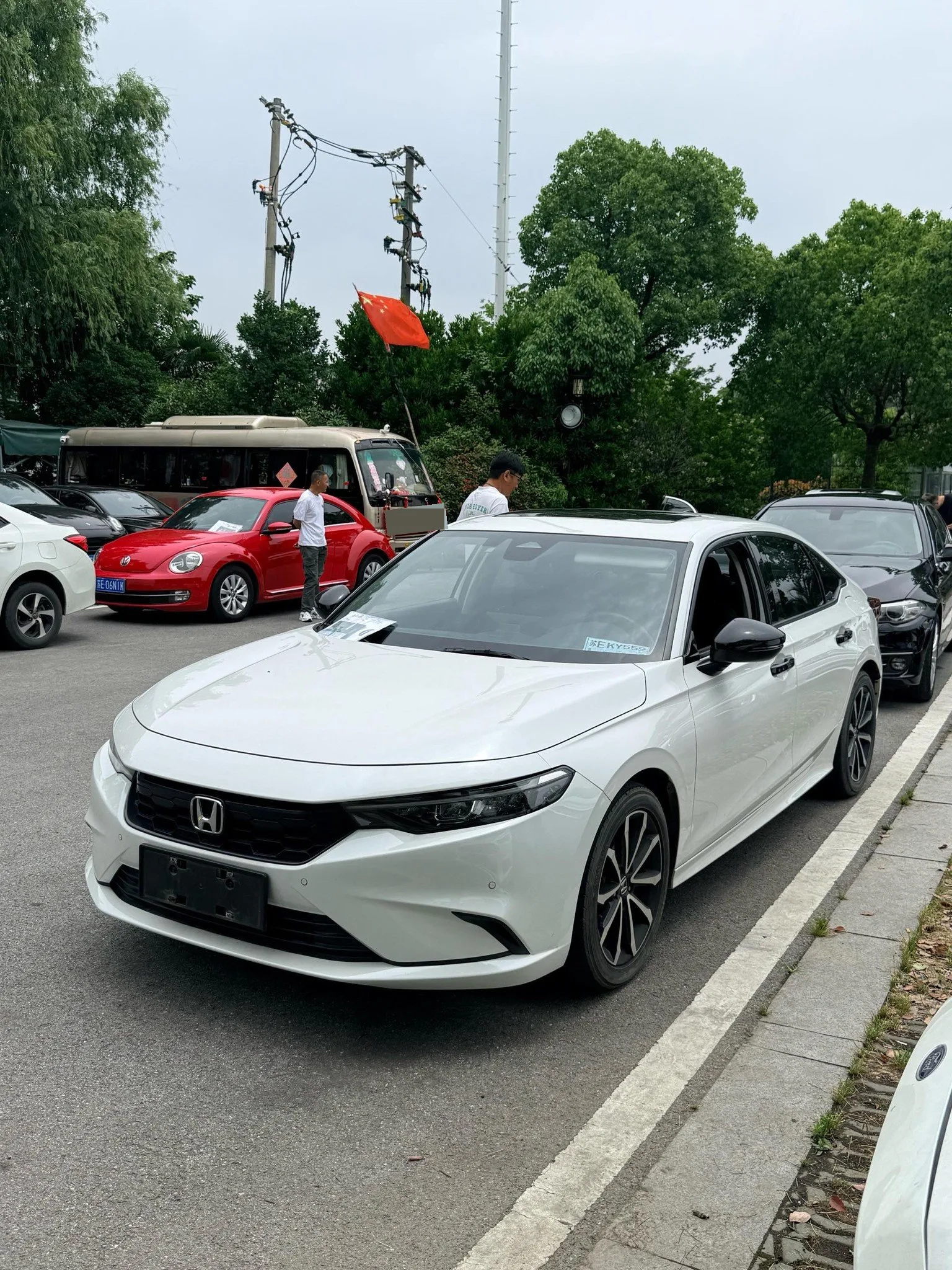 Stylish 2022 240TURBO CVT Deluxe Edition