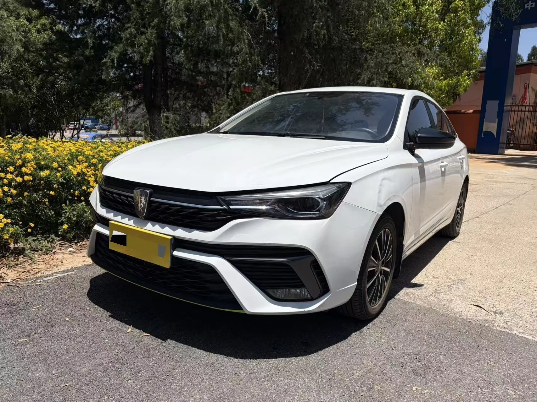 Roewe i5 2021 1.5L CVT Platinum Edition