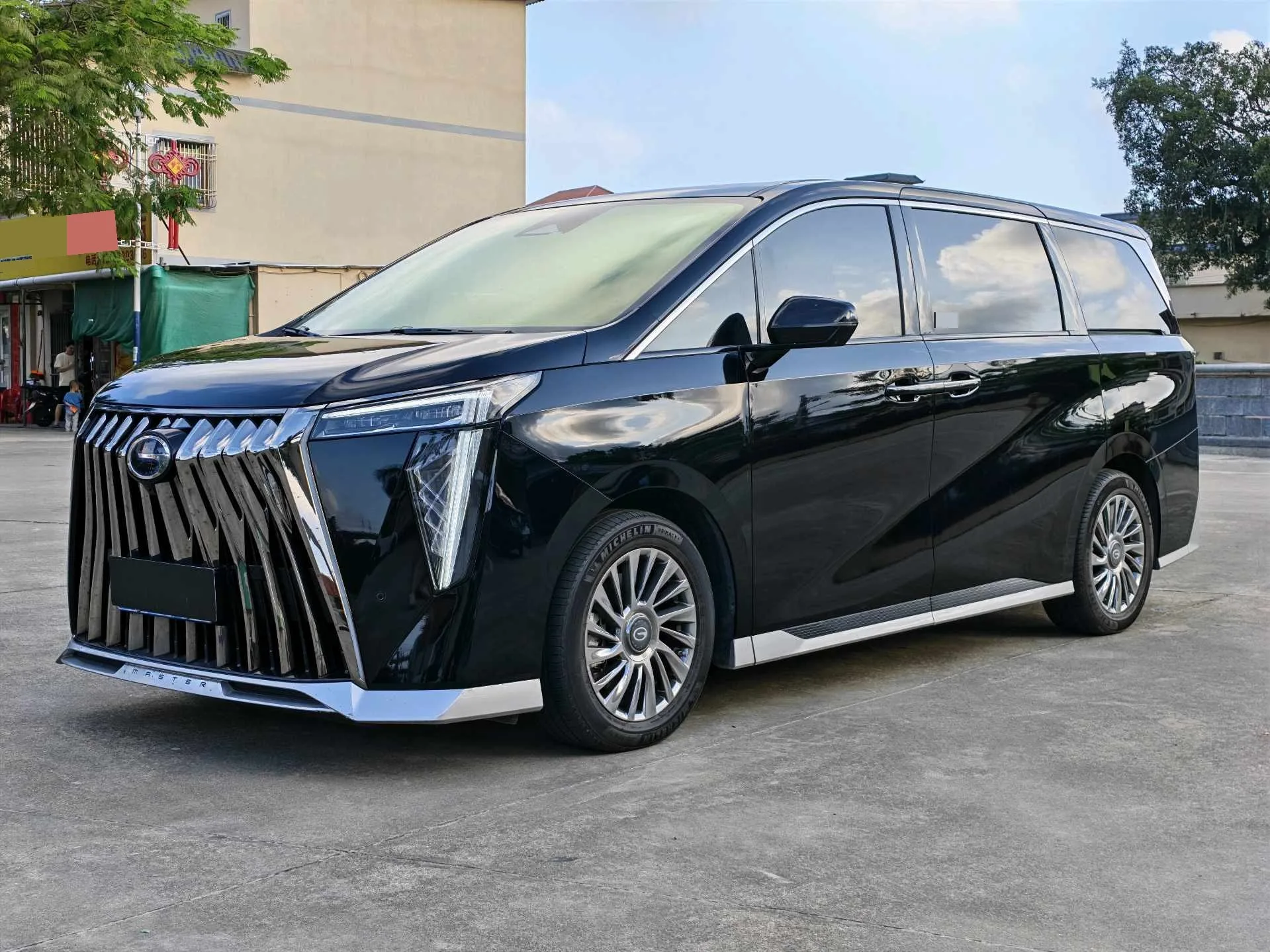 Trumpchi 2025 M8 Hybrid 2.0T Master Series Super Hybrid Automatic