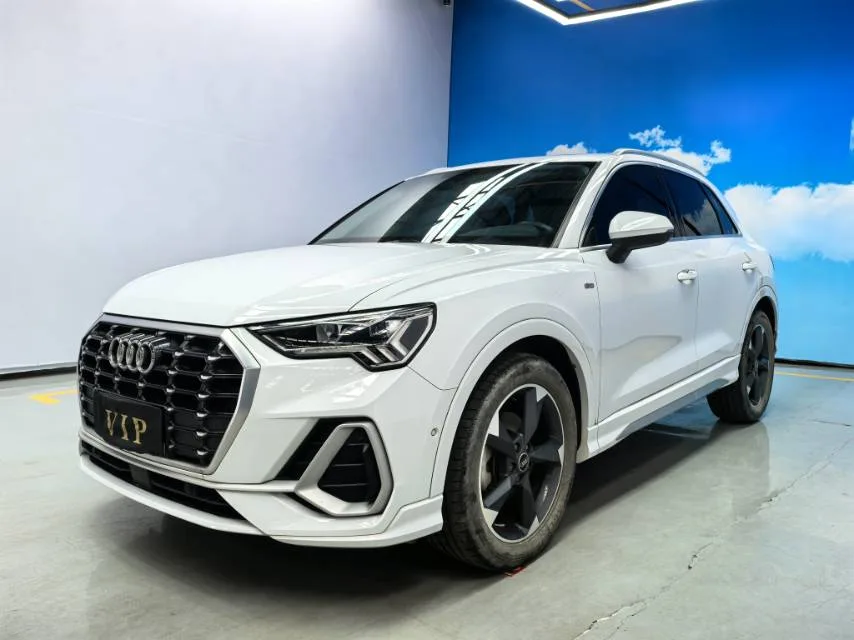 Audi Q3 2022 35 TFSI Fashion Dynamic Edition