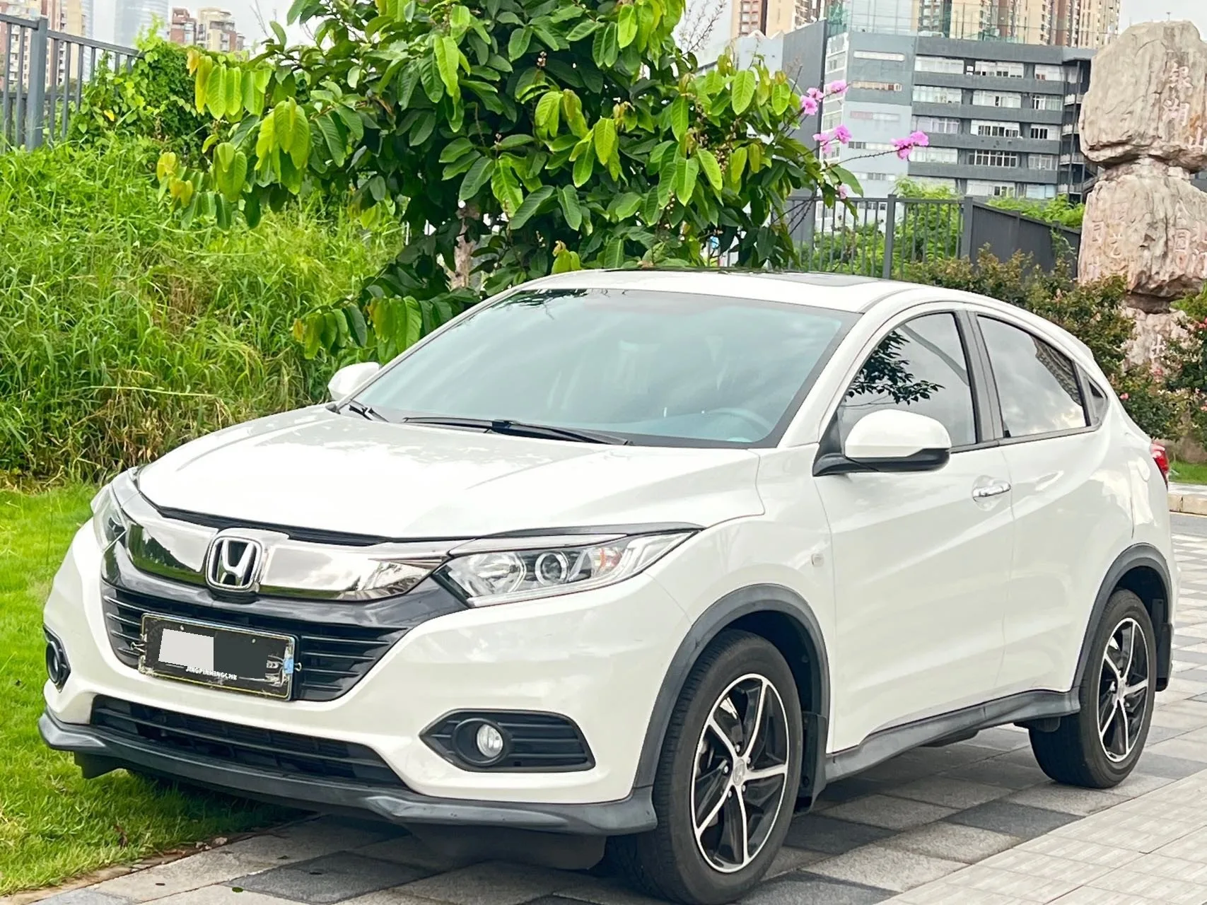 Vezel 2020 1.5L CVT Pioneer Edition