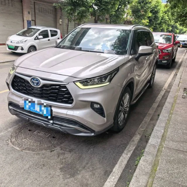 2022 Toyota Highlander Hybrid 2.5L AWD Premium 7-Seater