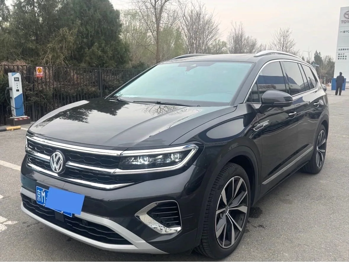 Volkswagen 2024 Teramont 2.5TSI 530TSI AWD Flagship Shengjing Edition Pro 6-Seater Automatic