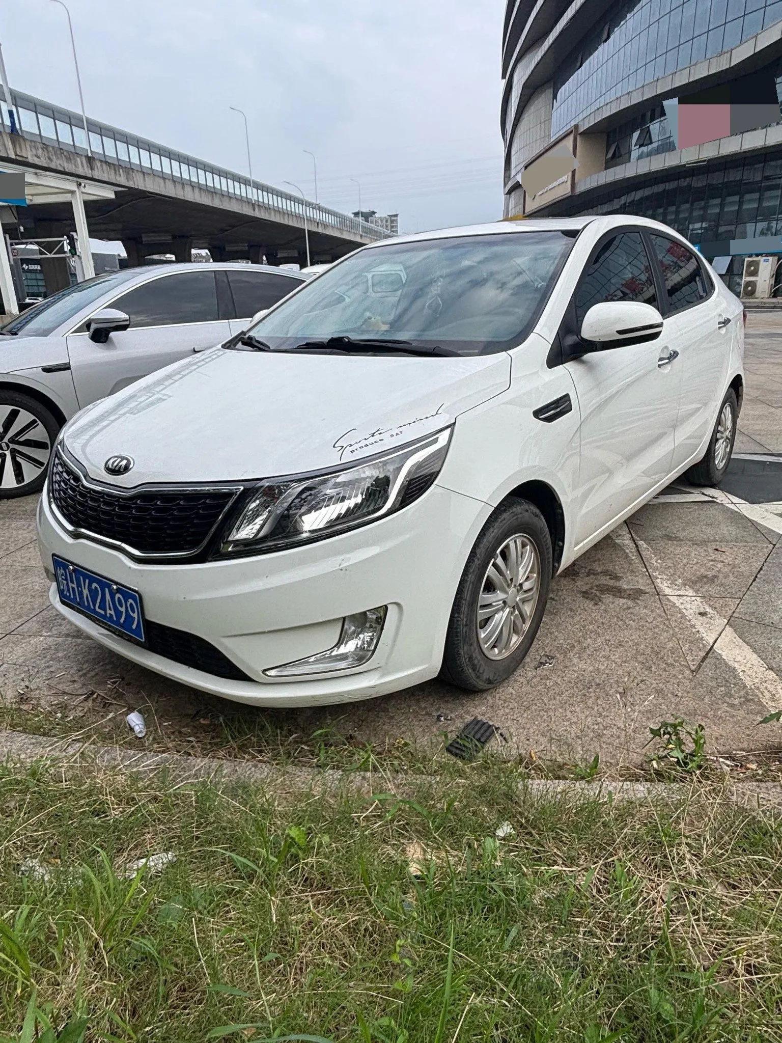 2012 Kia K2 Sedan 1.4L AT TOP Commemorative Edition