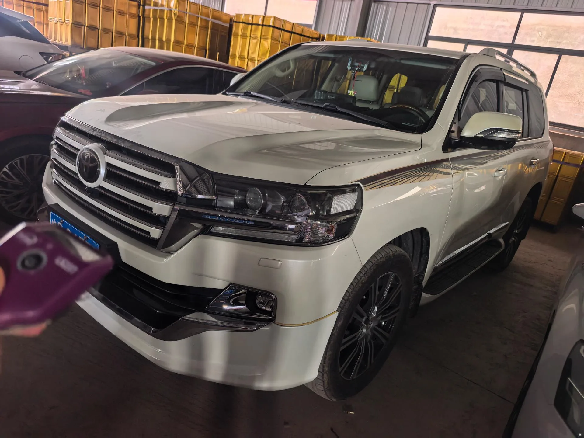 Land Cruiser (Imported) 2015 Model Year 4.0L V6 Middle East Limited Edition