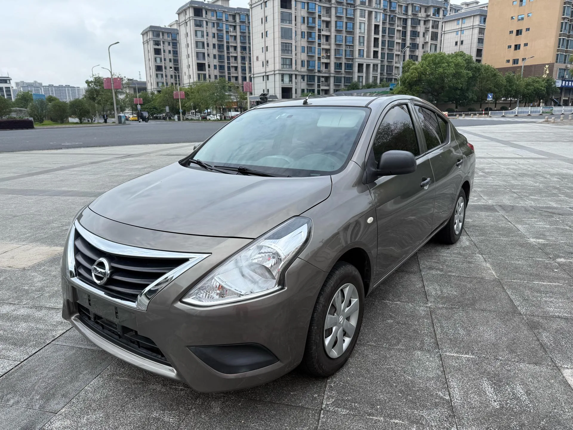 2015 Nissan Sunny 1.5 XE Comfort Edition (Manual Transmission)