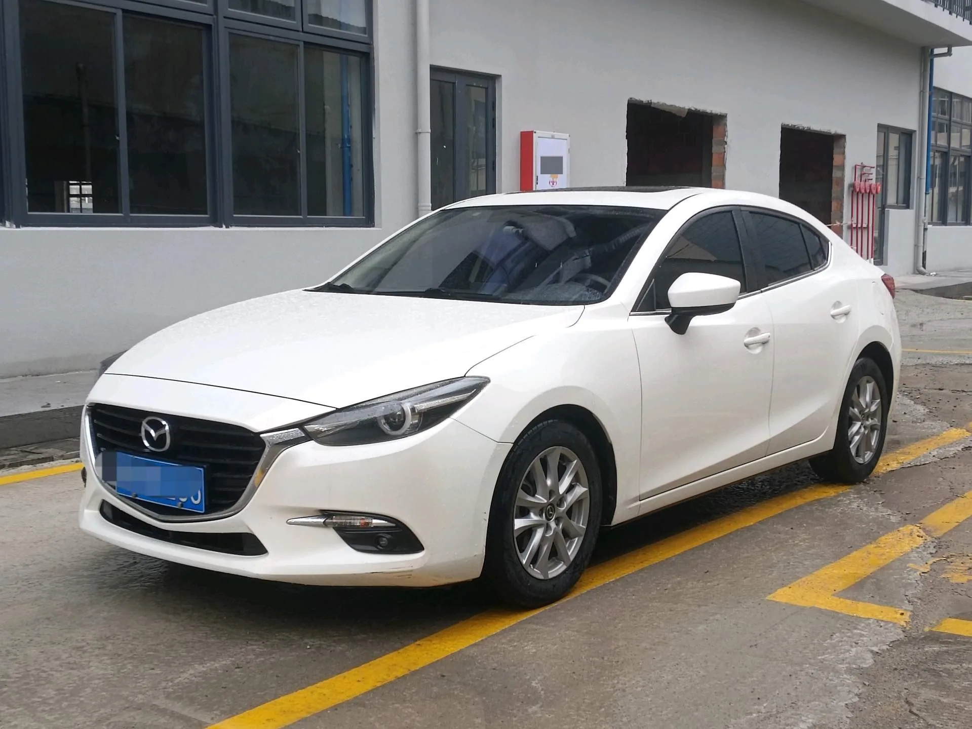 Mazda3 Axela 2017 Sedan 1.5L Automatic Luxury (China VI Emission Standard)