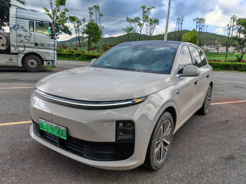 Li Auto L6 2024 Pro