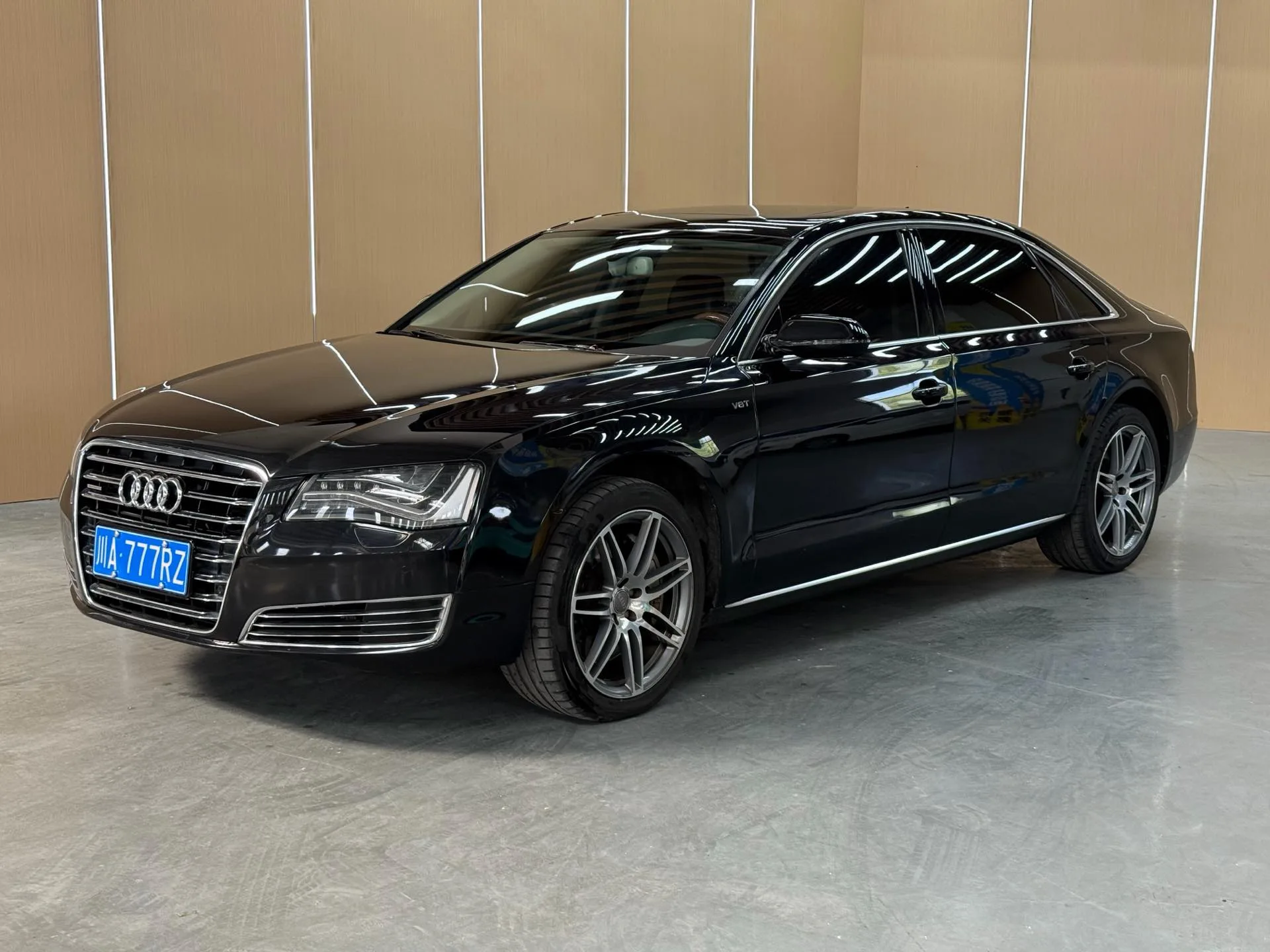 2013 Audi A8 A8L 55 TFSI quattro Luxury Edition