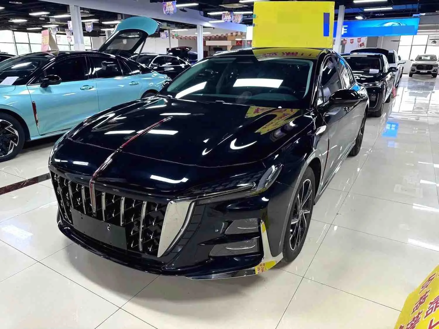 Hongqi 2025 H6 2.0T Zhiyuan Edition Automatic