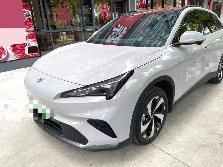 ARCFOX 2026 αT5 (Alfa T5) 215 Yuanjing Smart Edition Automatic Transmission