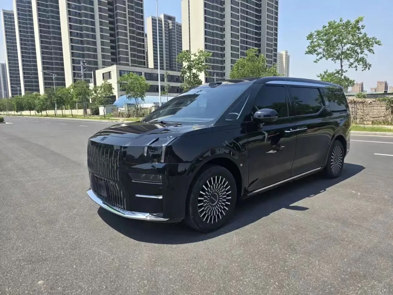 2024 Jike 009 Six-Seat Executive Edition AWD 108kWh Automatic