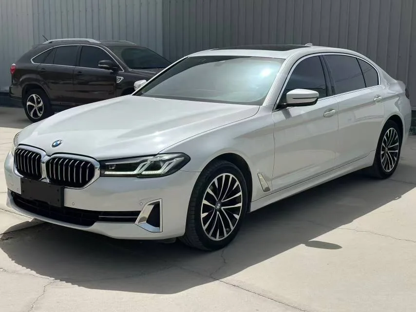 2022 BMW 5 Series Facelift 525Li Luxury Package