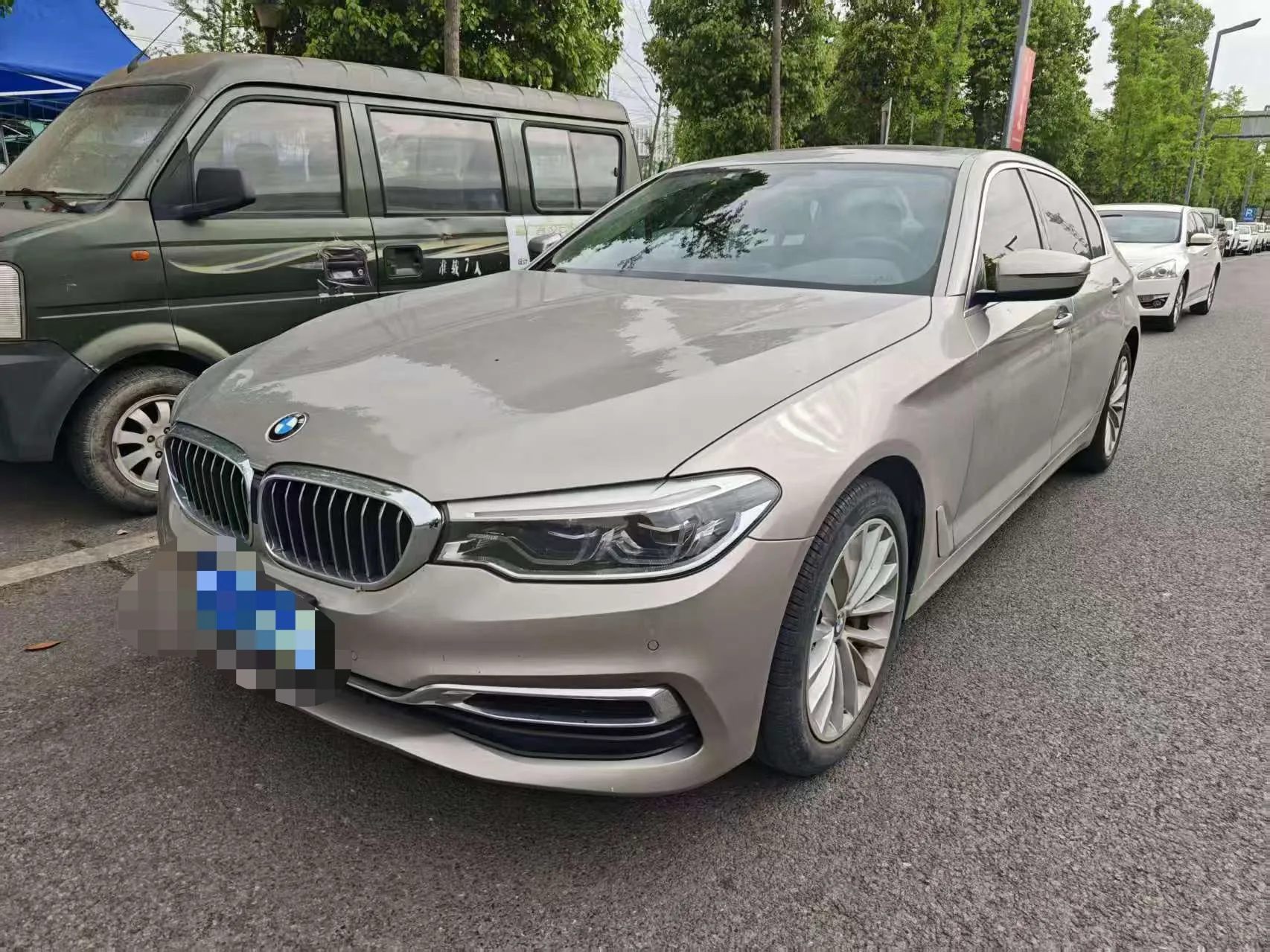 2018 BMW 5 Series 530Li Leading Luxury Package