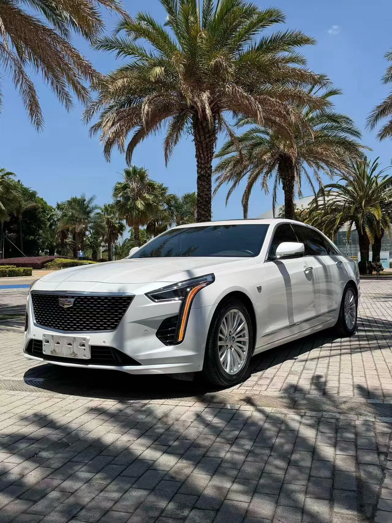2022 Cadillac CT6 28T Luxury