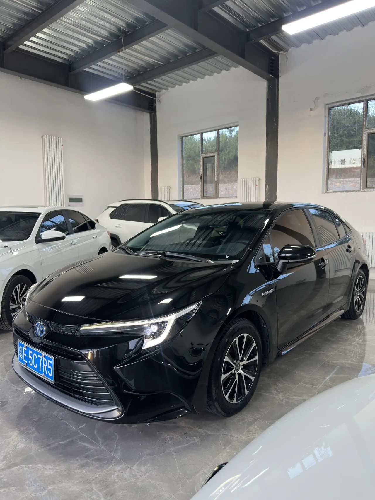 Toyota 2023 Corolla Hybrid 1.8 CVT Intelligent Electric Hybrid Luxury Edition Automatic Transmission