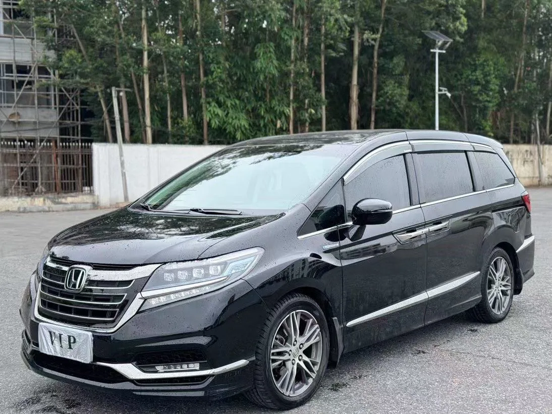 Elysion 2019 2.0L Hybrid Luxury Edition