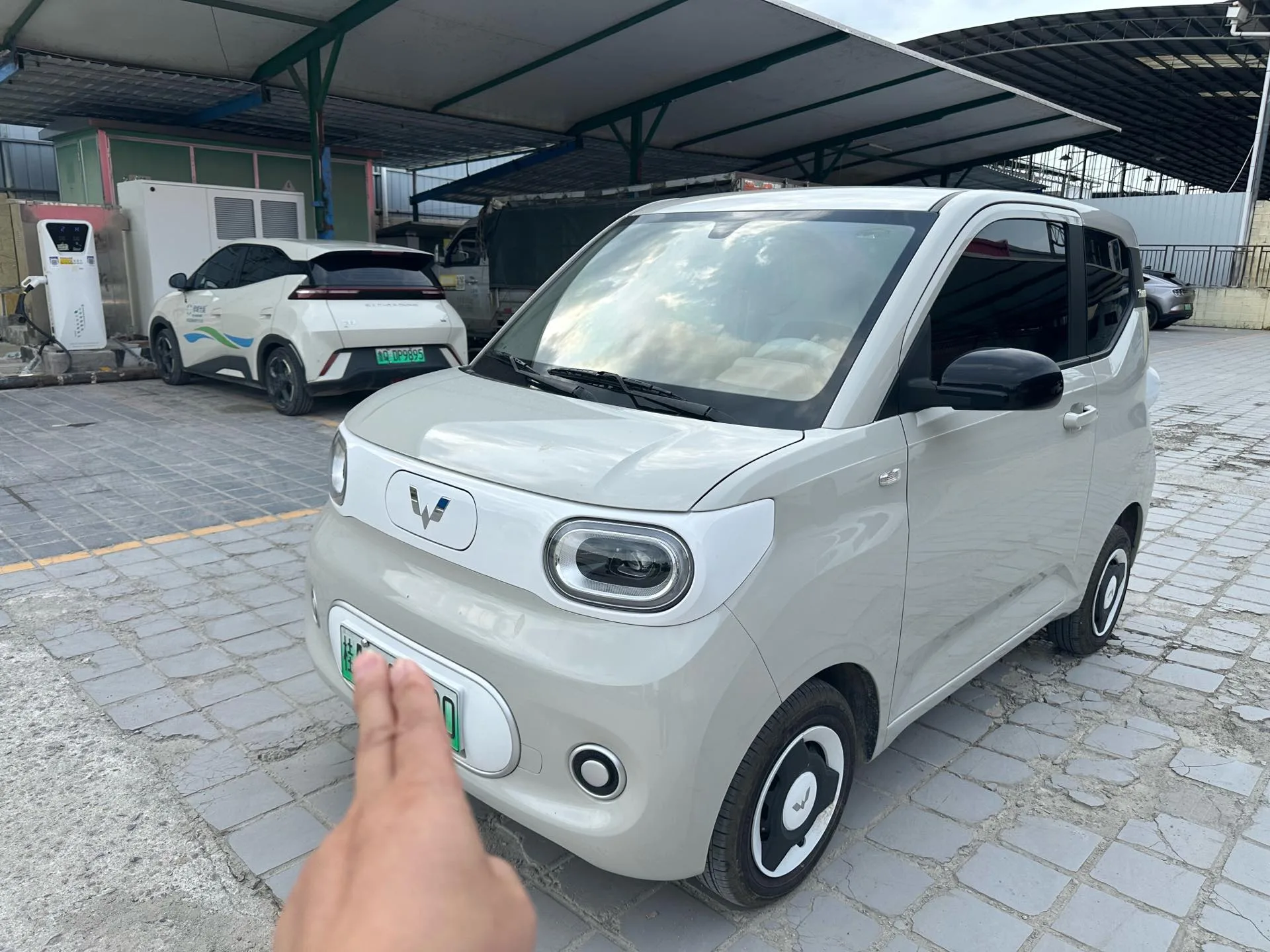 Wuling 2026 Hongguang MINI EV 205km/h Advanced Model Automatic