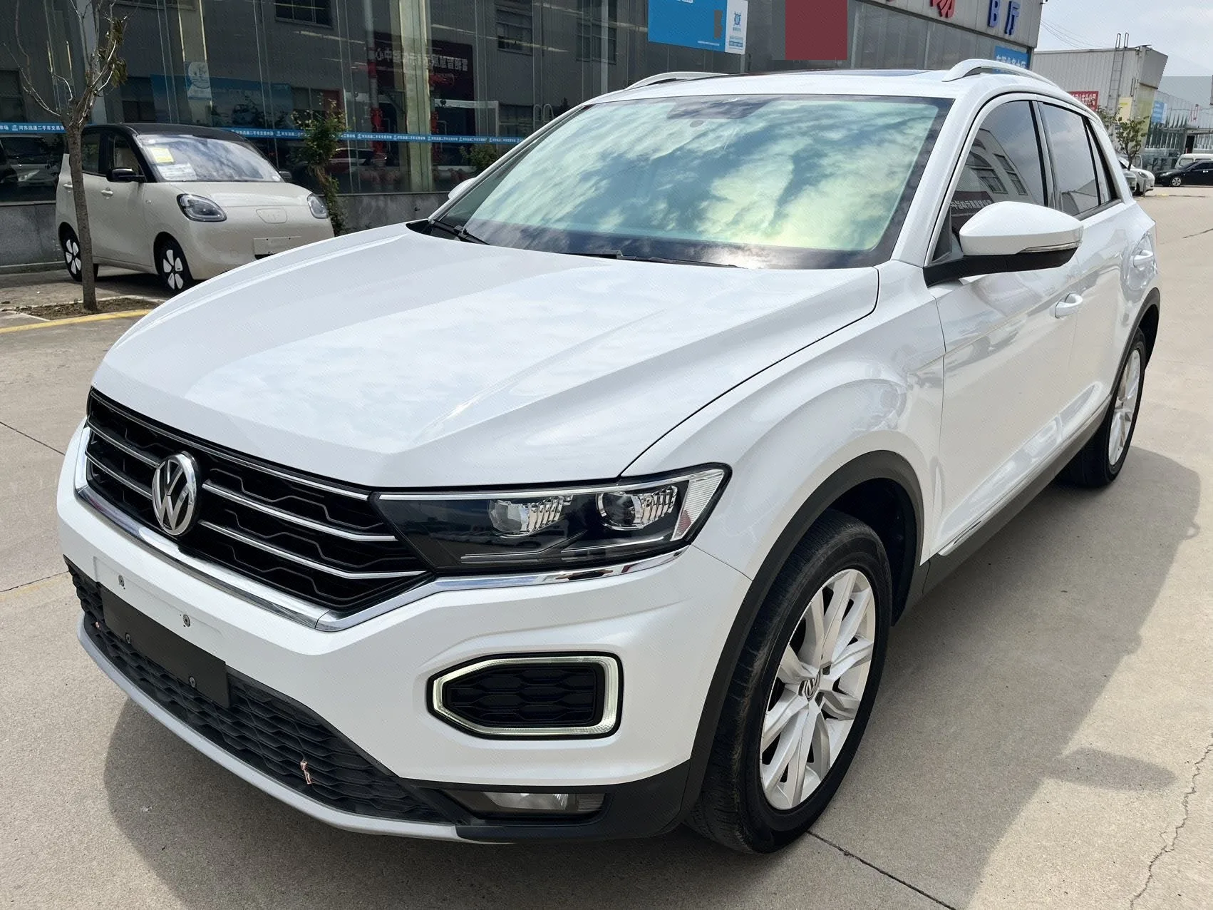 2019 T-ROC, 230TSI DSG Front-Wheel Drive Style Edition, National V