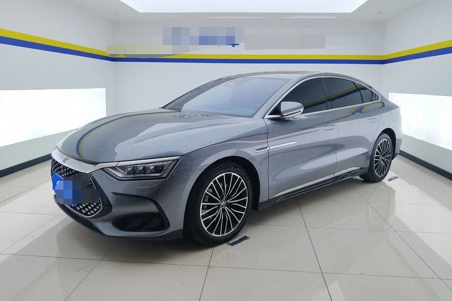 BYD 2023 Han DM-i 1.5T CVT Champion Edition 121KM Premium Automatic