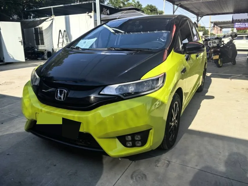 2016 Honda Fit 1.5 LX Comfort Manual Transmission