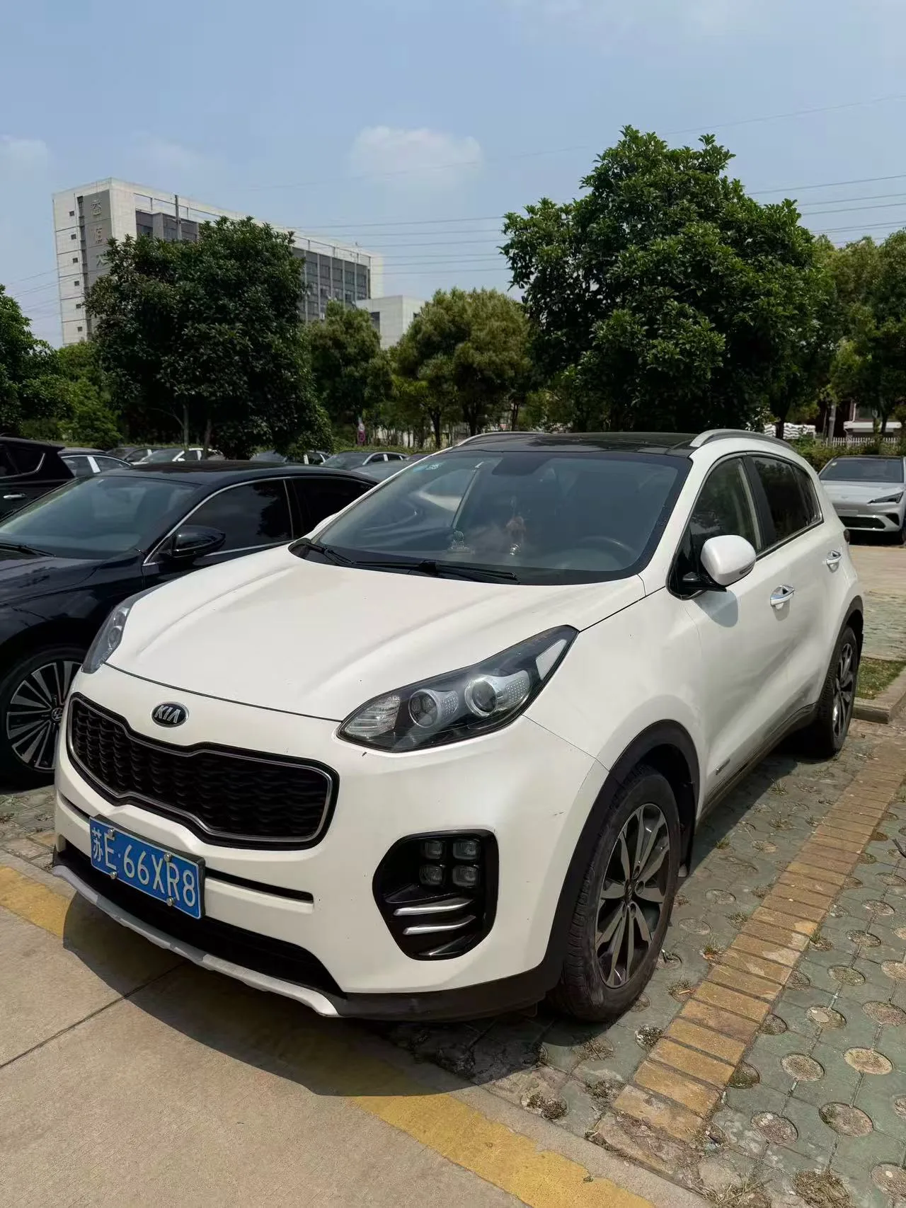 Kia KX5 2016 2.0L Automatic 2WD Premium