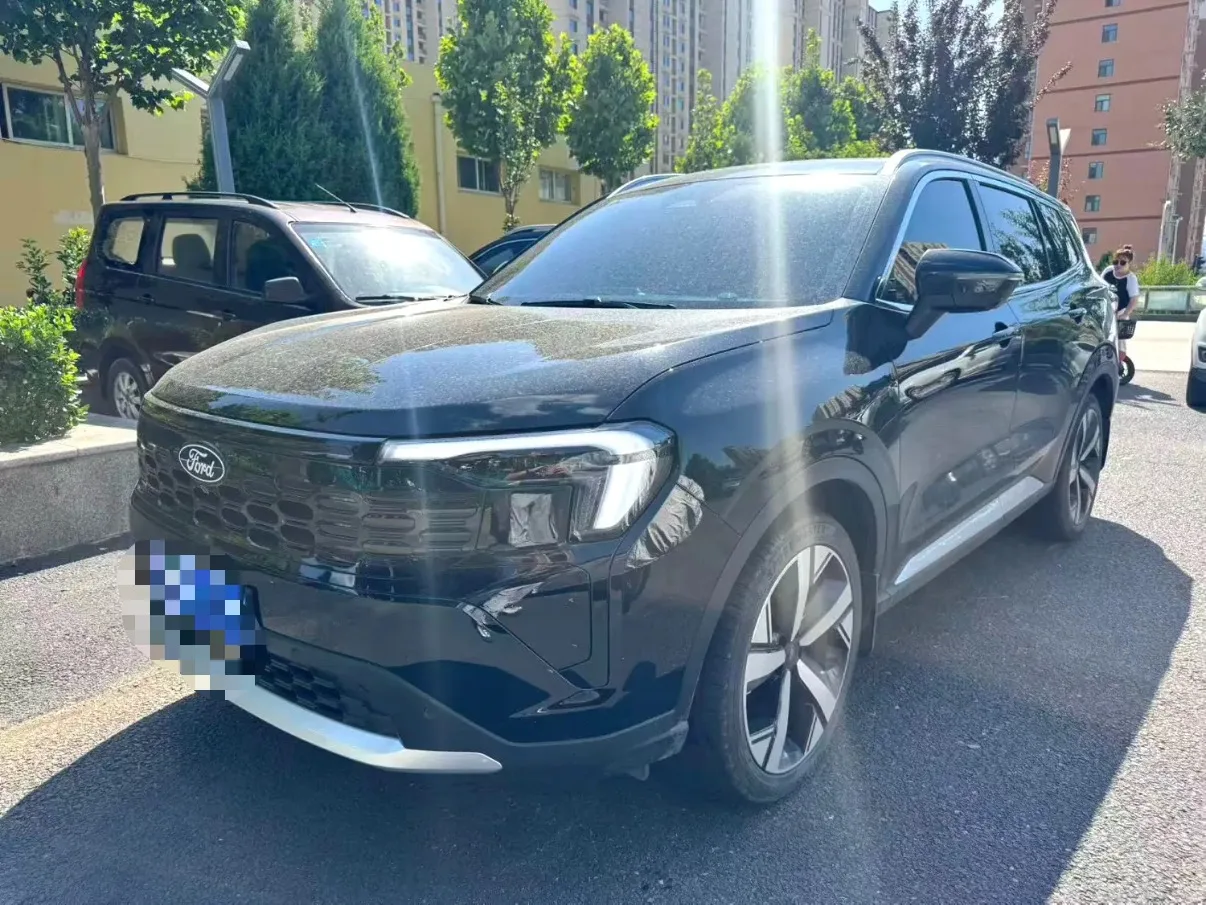 2025 Ford Focus 1.5T EcoBoost 170 Premium Automatic