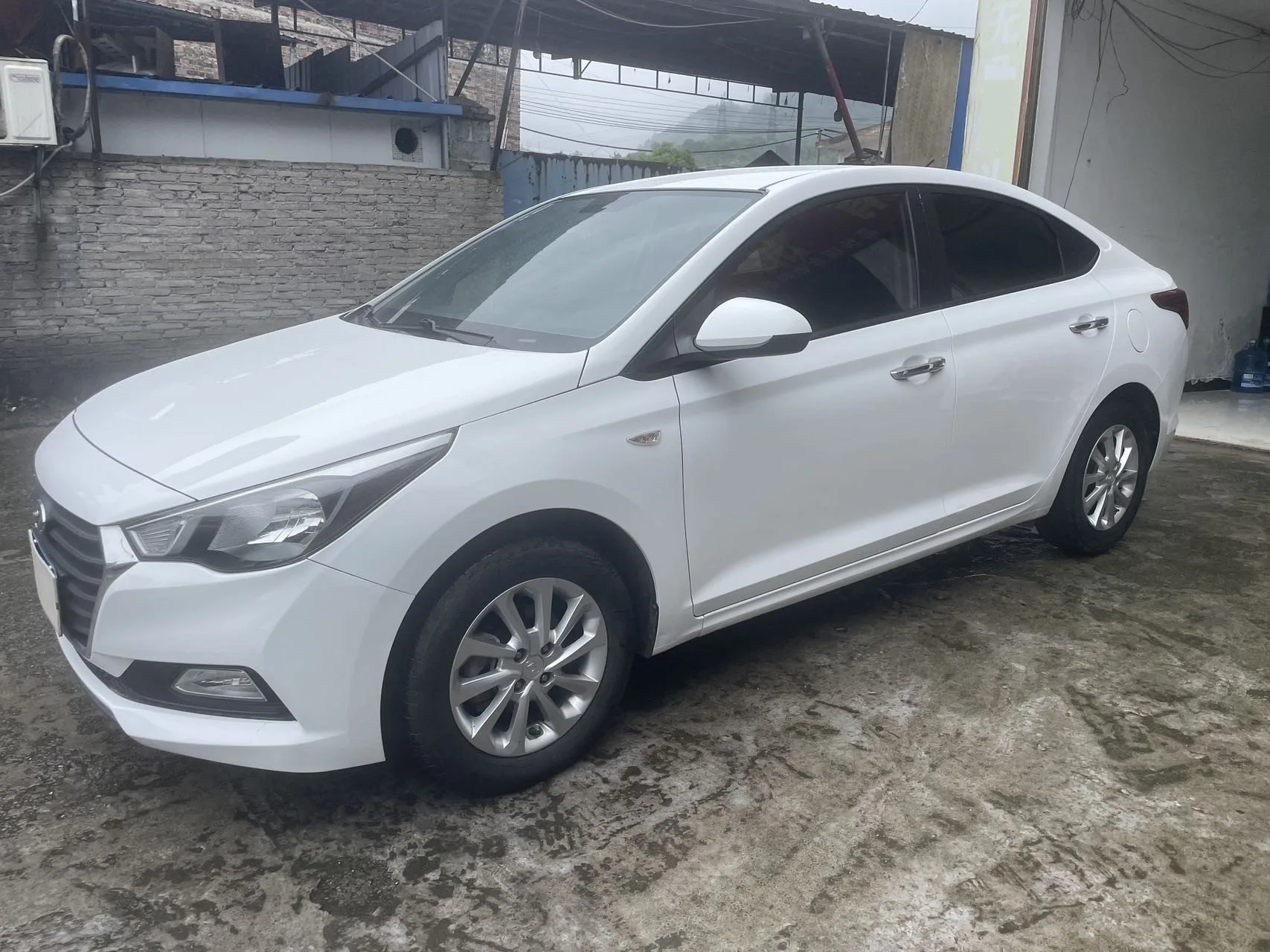 2016 Hyundai Verna 1.4L Automatic GLS (Cool Edition)