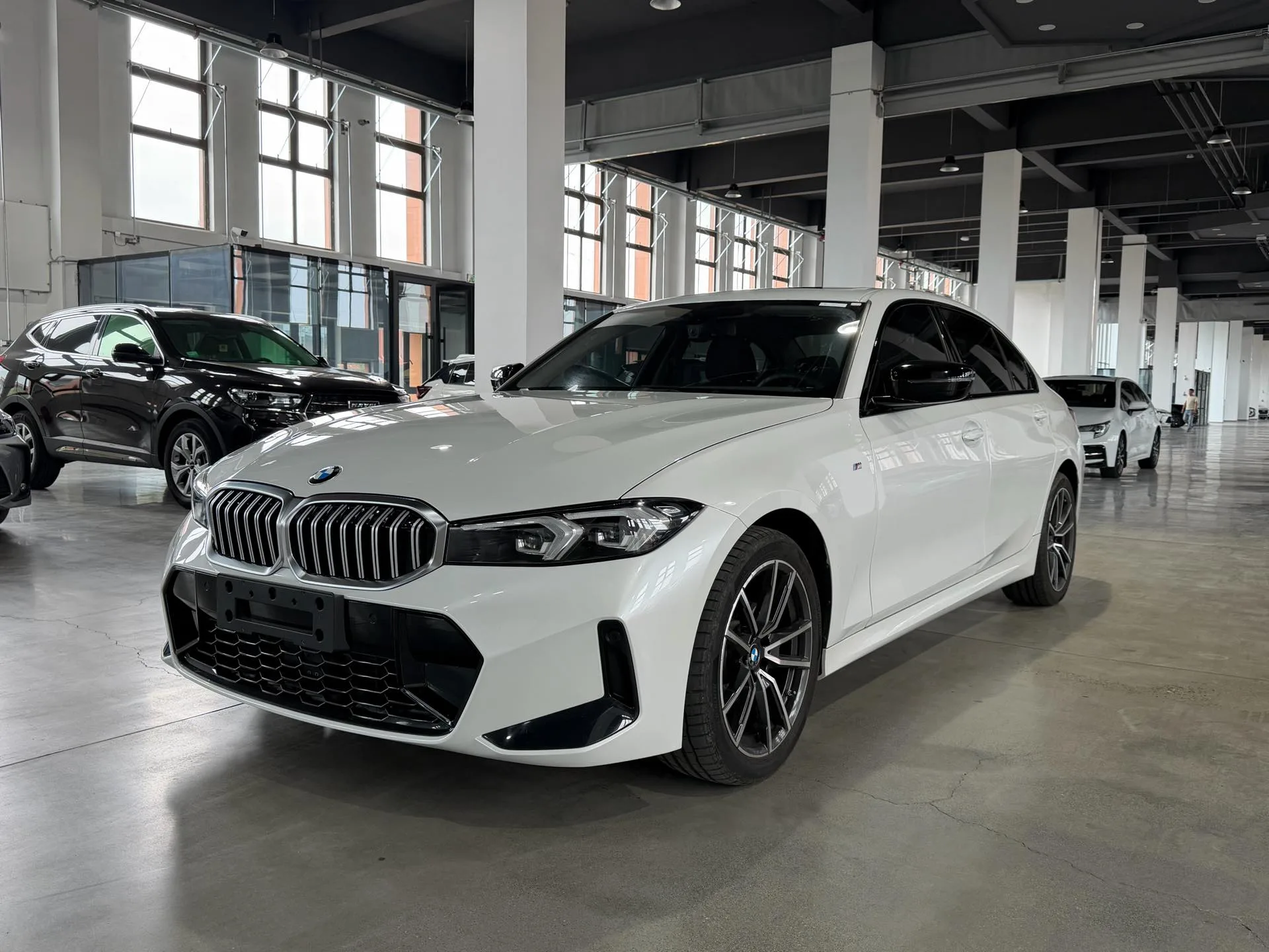 2024 BMW 3 Series 320Li 2.0T M Sport Package Automatic