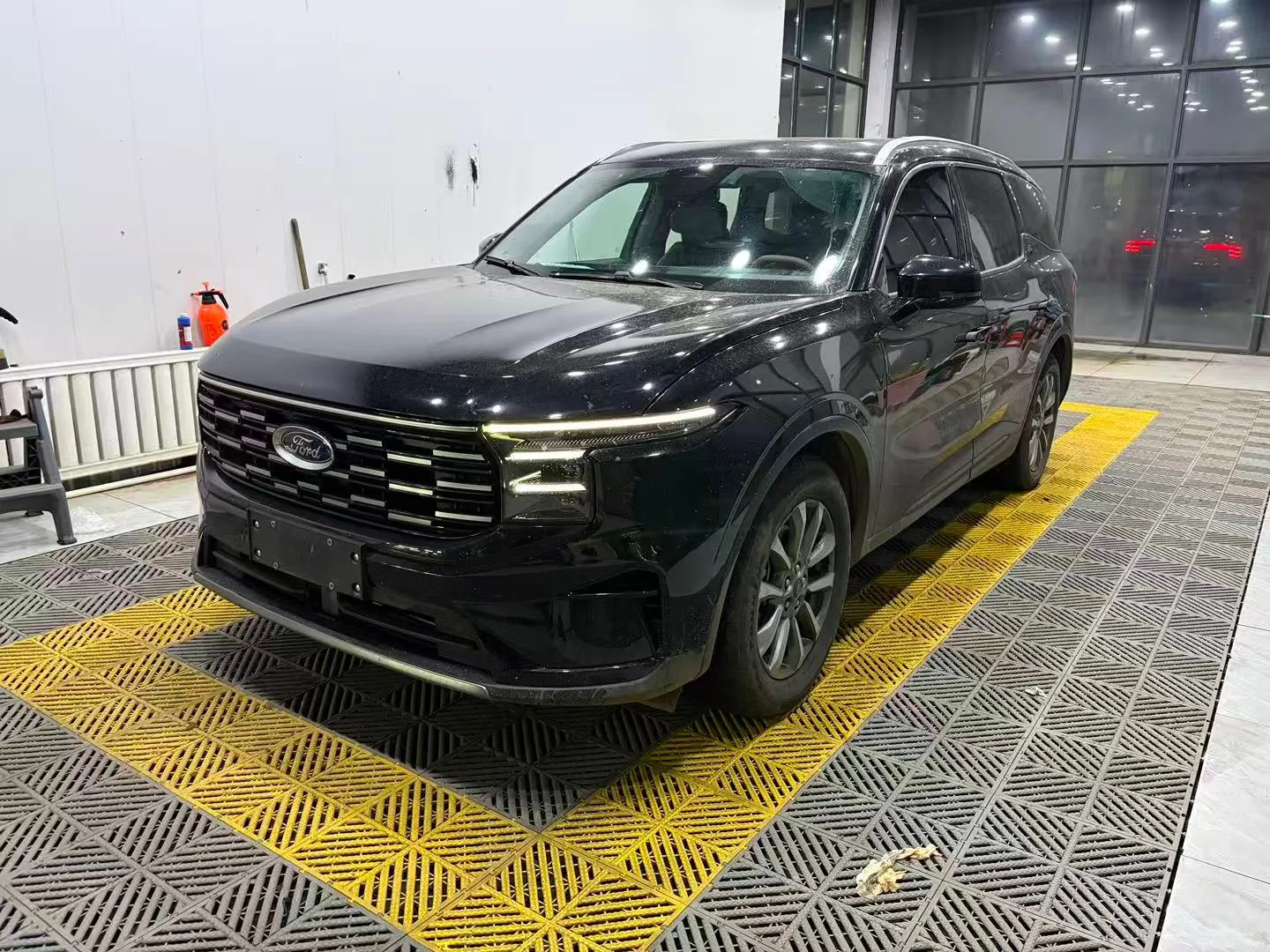 Ford 2023 Edge L 2.0T EcoBoost 5-Seater Fashion Edition (Front-Wheel Drive), Automatic Transmission