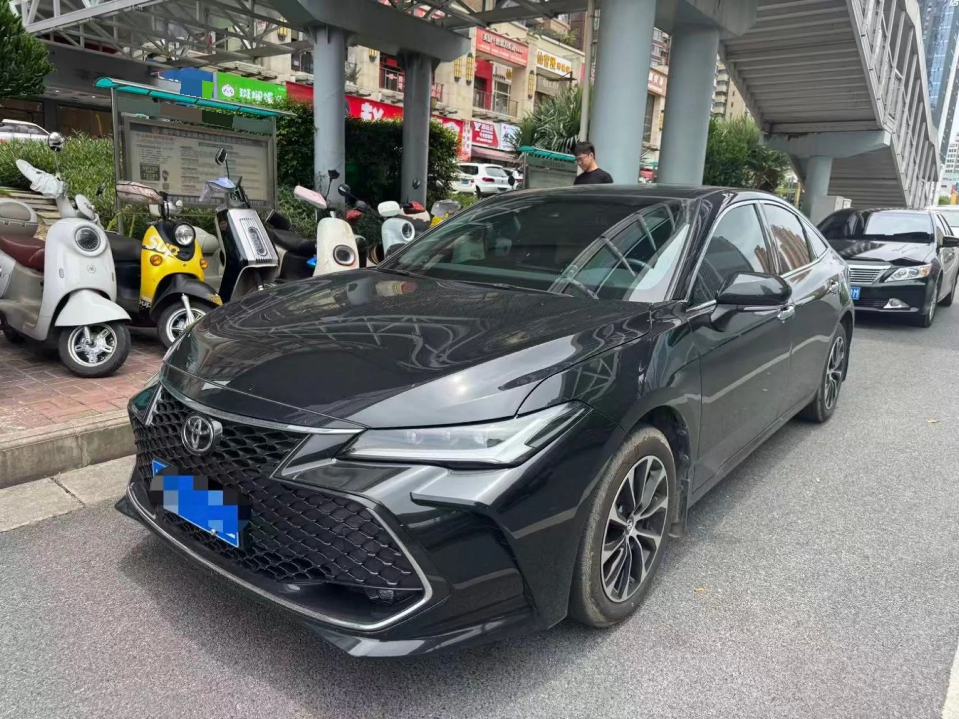 2022 Avalon 2.5L Luxury