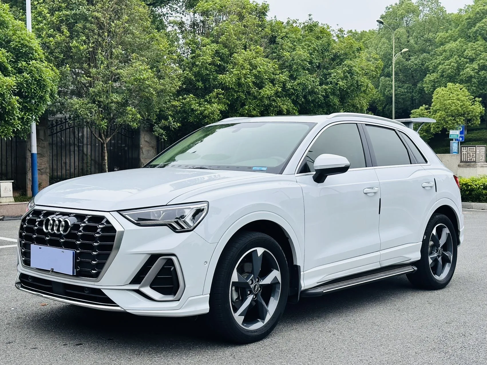 Audi Q3 2022 35 TFSI Fashion Dynamic Edition