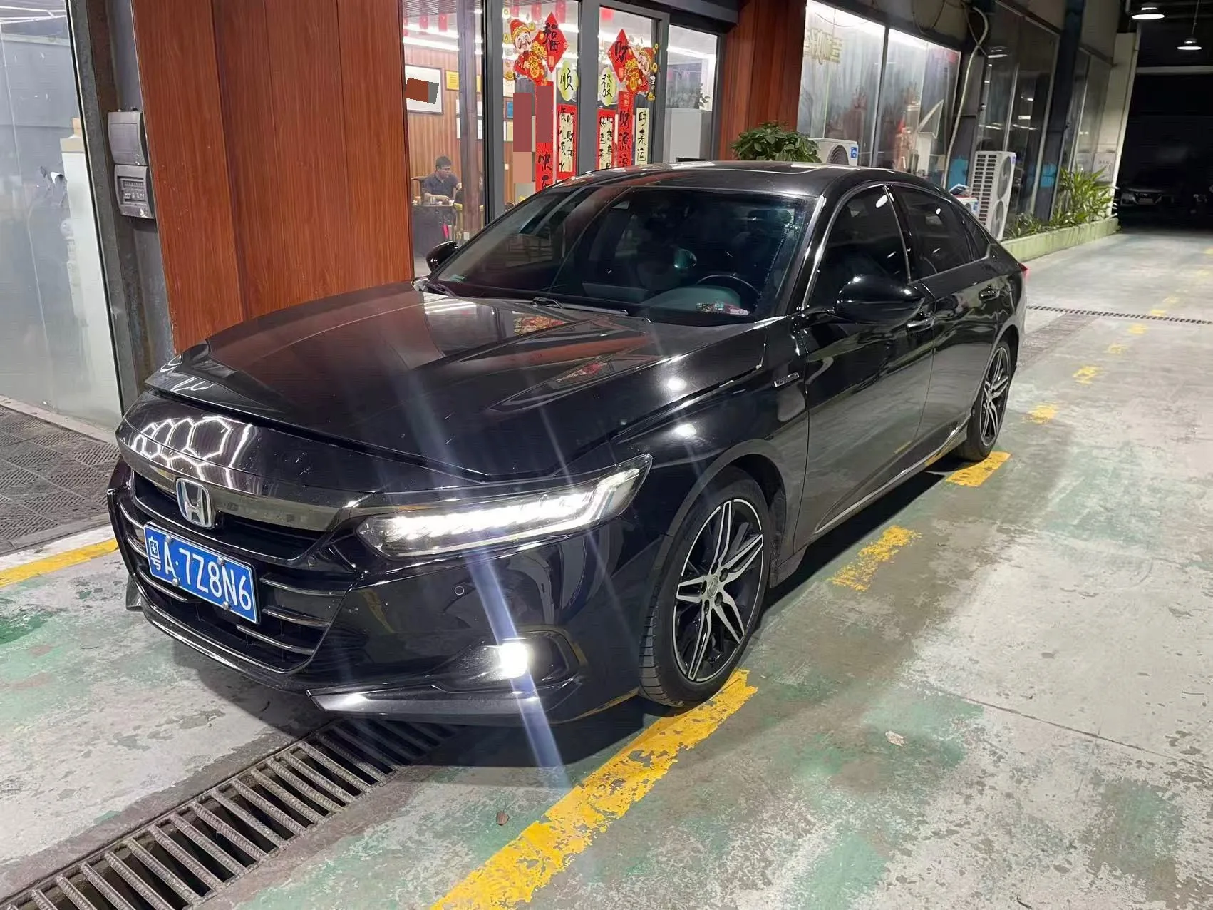 2022 Honda Accord Hybrid 2.0L Phantom Night Edition