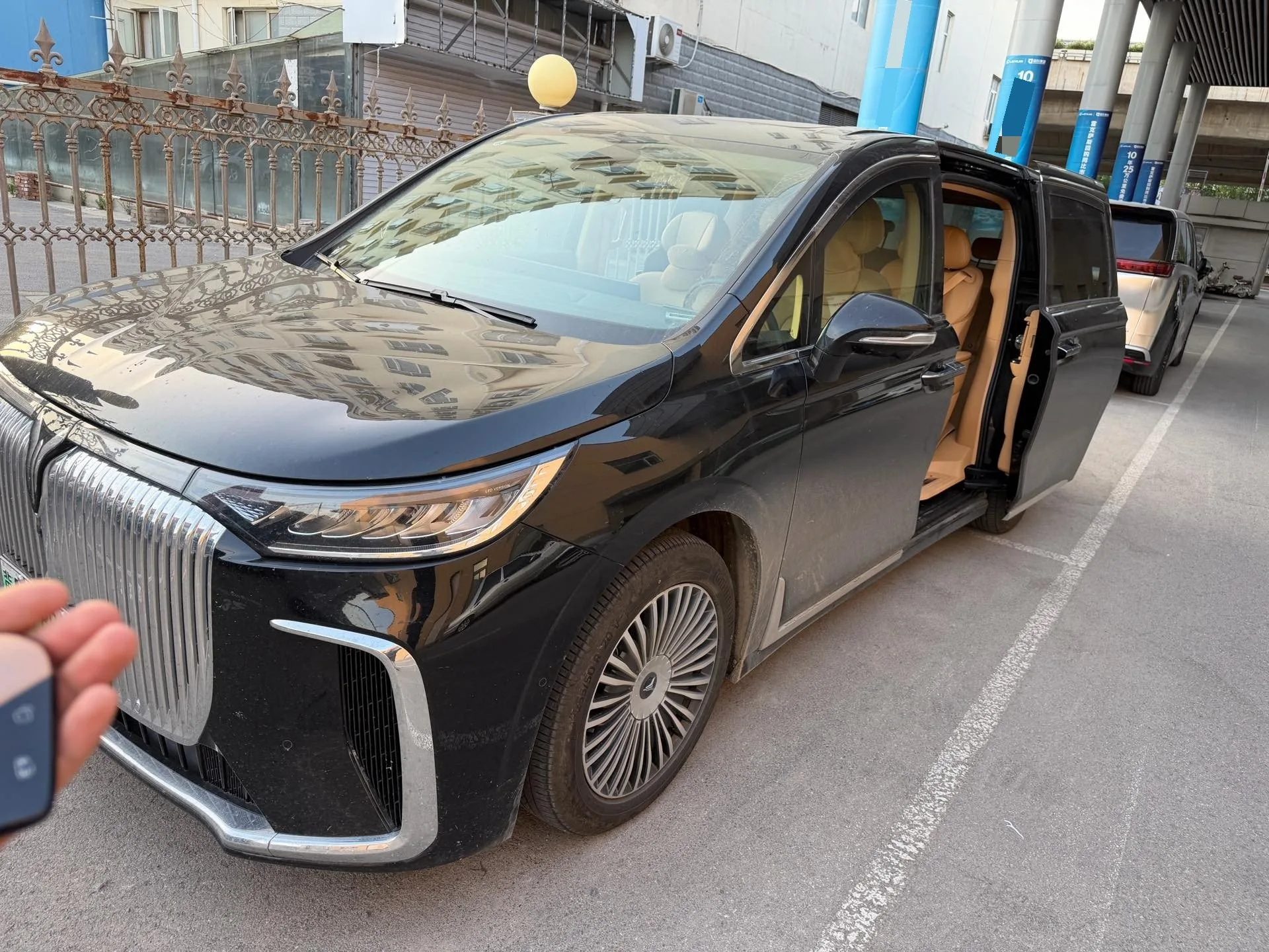 Voyah 2026 Dreamer PHEV 1.5T Kunpeng Pro Automatic