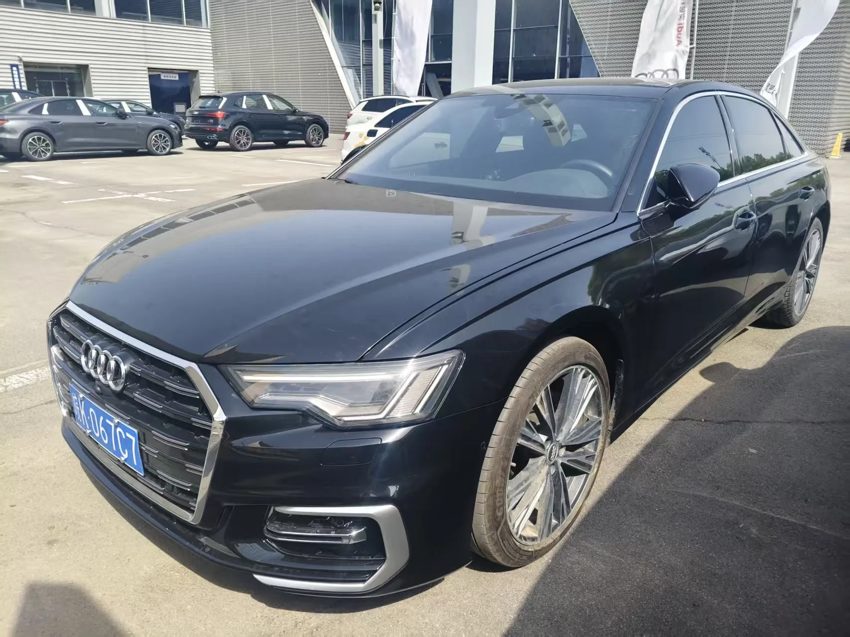 Audi 2025 A6L 2.0TFSI 45TFSI Quattro Premium Dynamic (Facelift) Automatic