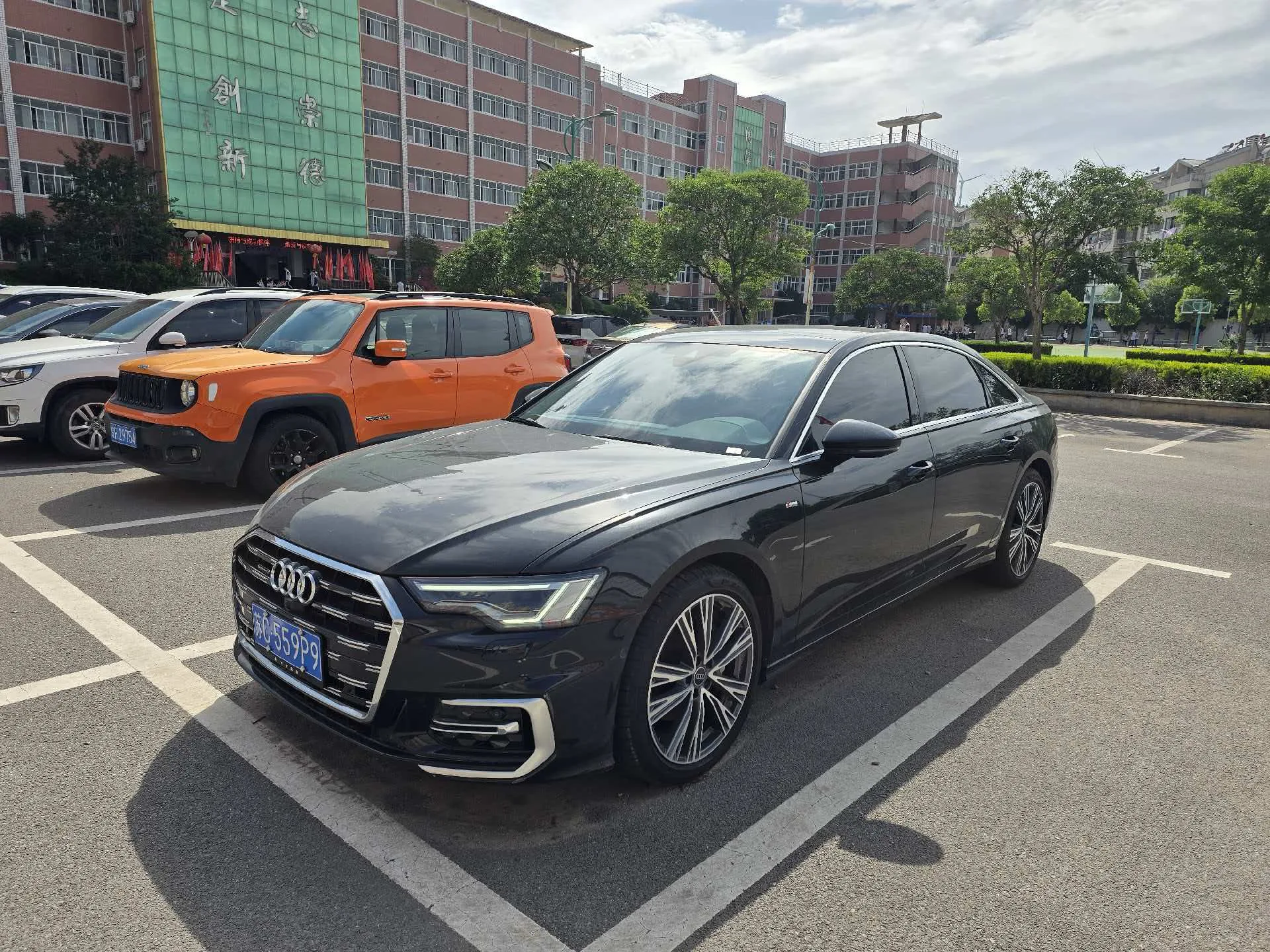 2024 Audi A6L 2.0TFSI 45TFSI Quattro Premium Dynamic Edition (Automatic)
