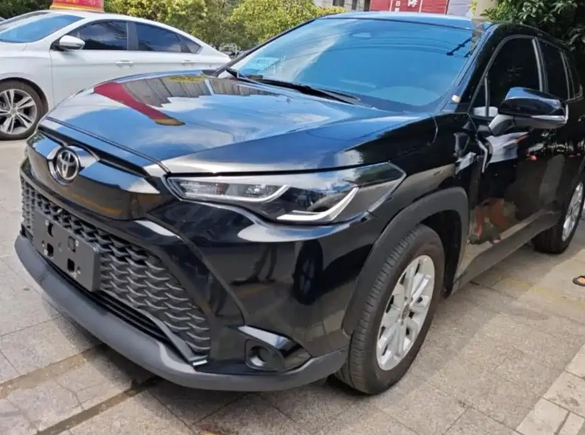 Toyota 2023 Honda GL8 2.0L CVT Leading Edition Automatic