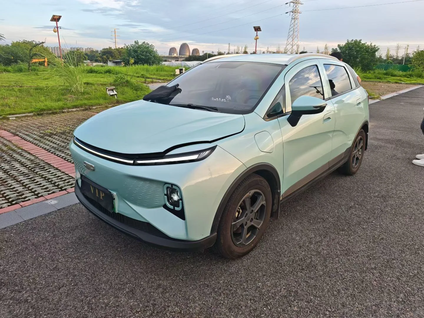 Geely Geometry E Firefly 2024 Model, 401km/h (Fluorescent)