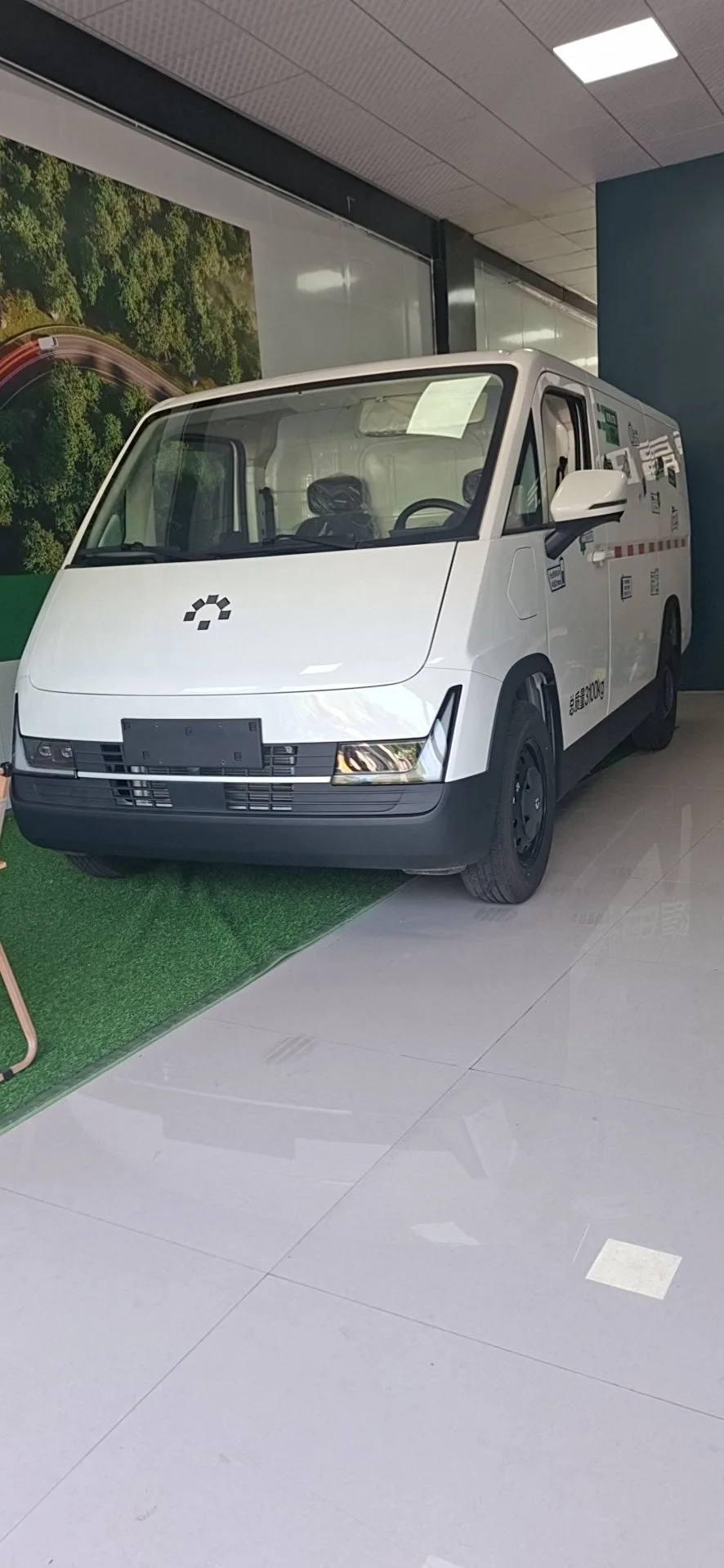 Calvin 2025 Lefu Ruixing Edition 2-seater pure electric enclosed van, Aiek 40.18kWh automatic transmission.