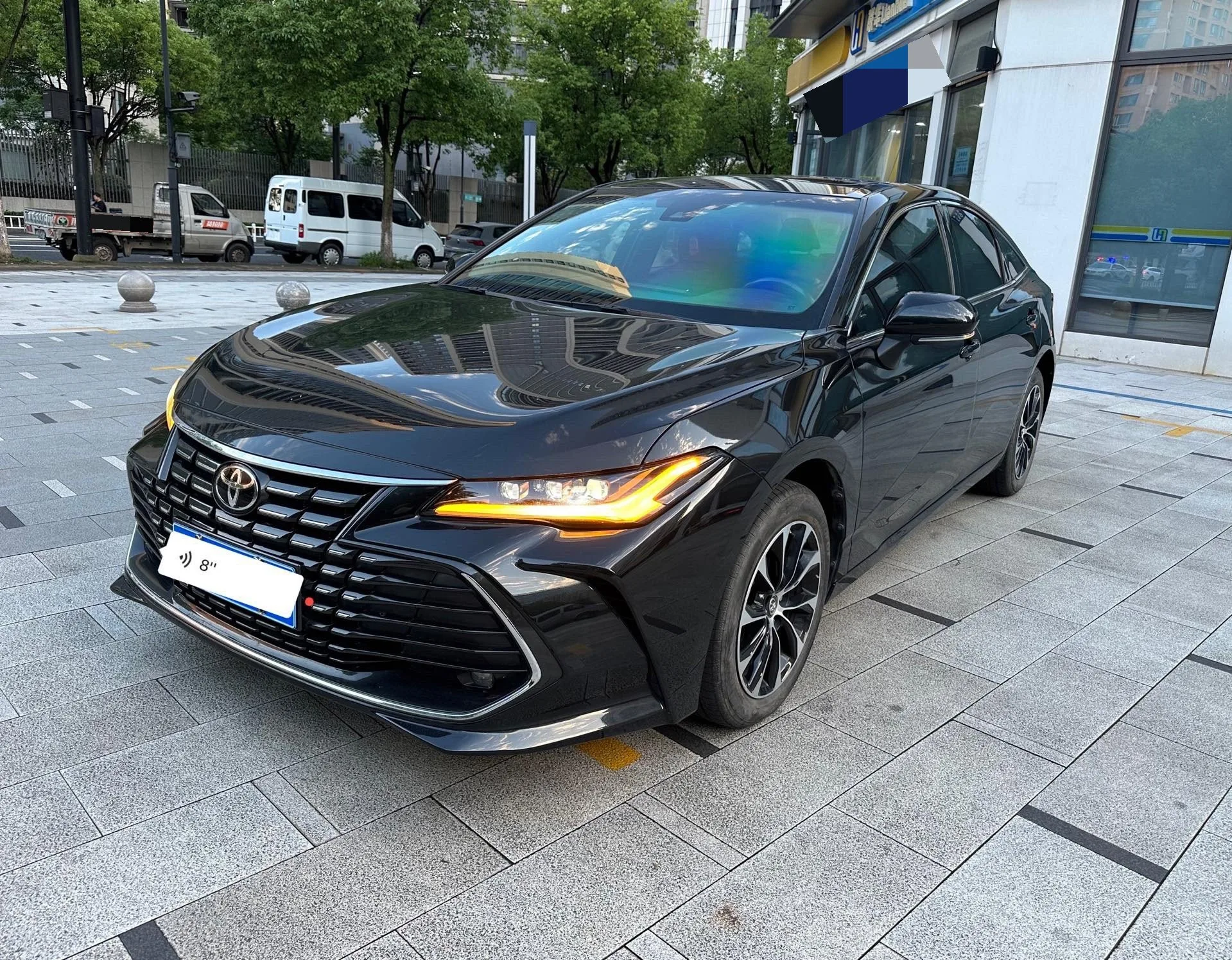 2023 Toyota Avalon 2.0L CVT Premium Edition (Automatic)